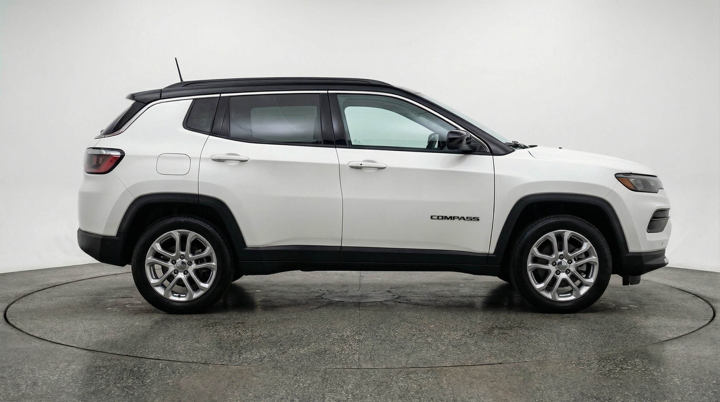 Thumbnail: 2025 Jeep Compass - 8