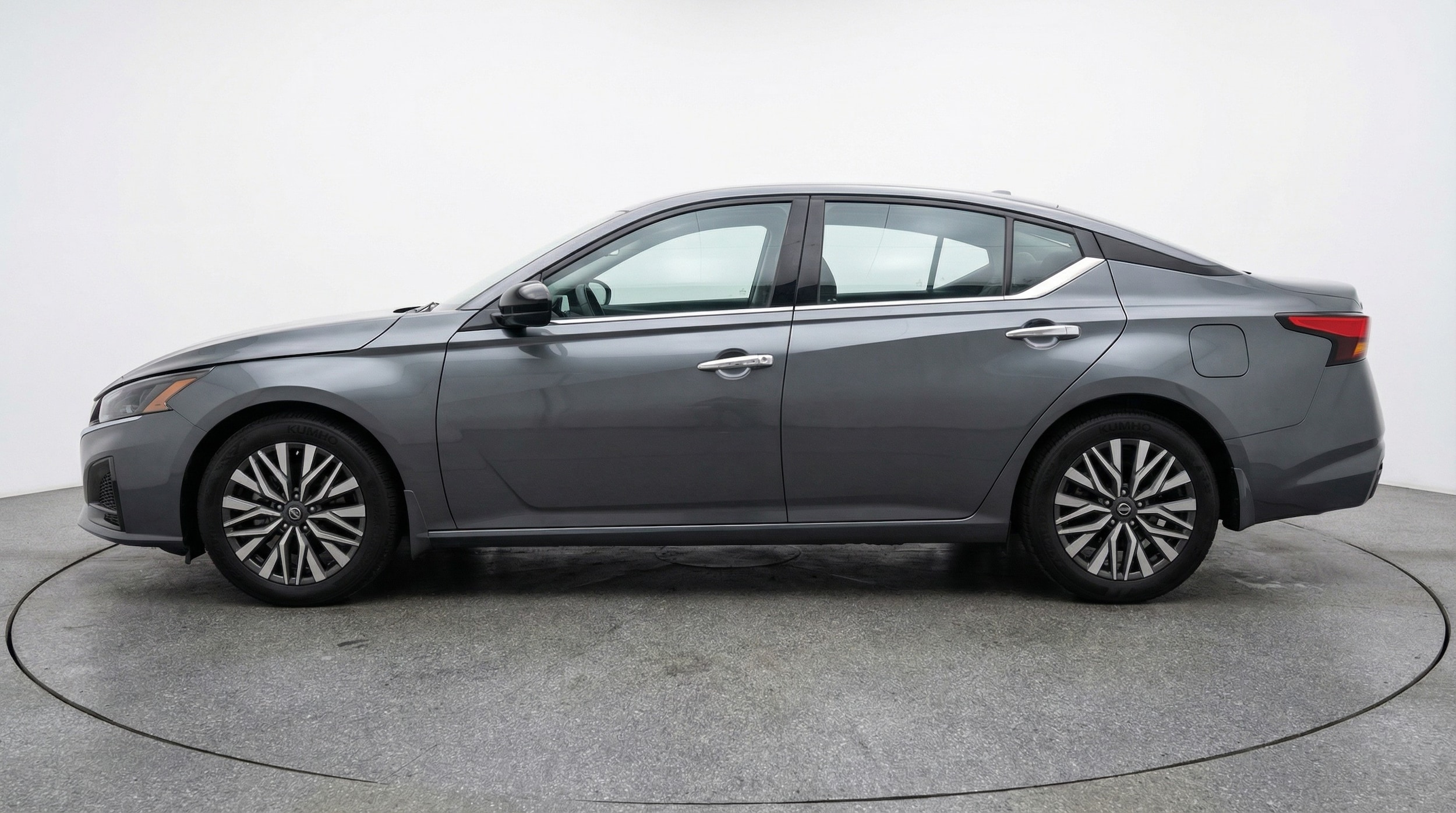 Thumbnail: 2025 Nissan Altima - 4