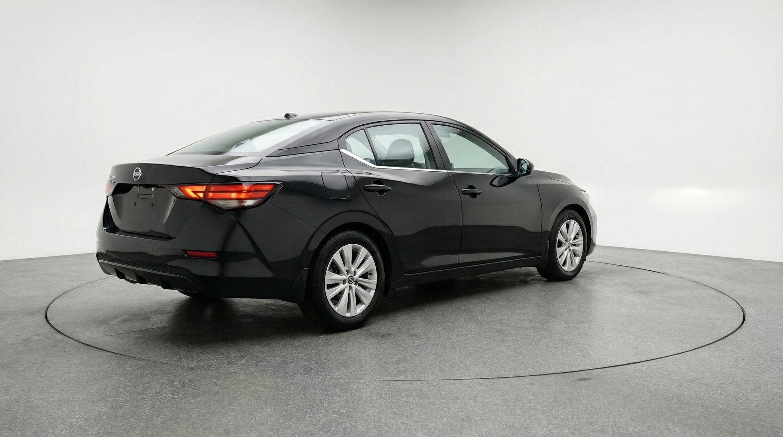 Thumbnail: 2025 Nissan Sentra - 9