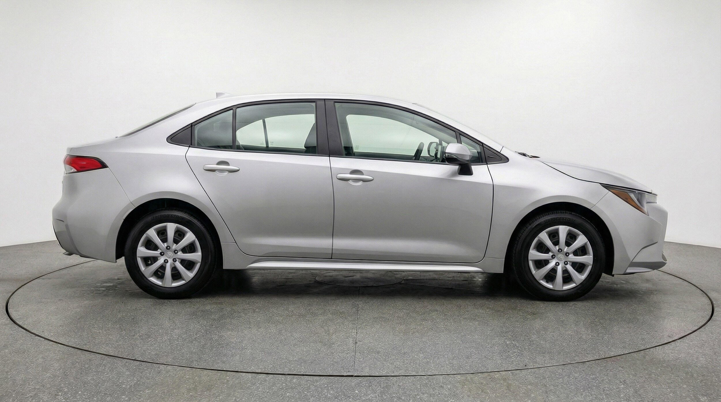 Thumbnail: 2025 Toyota Corolla - 11