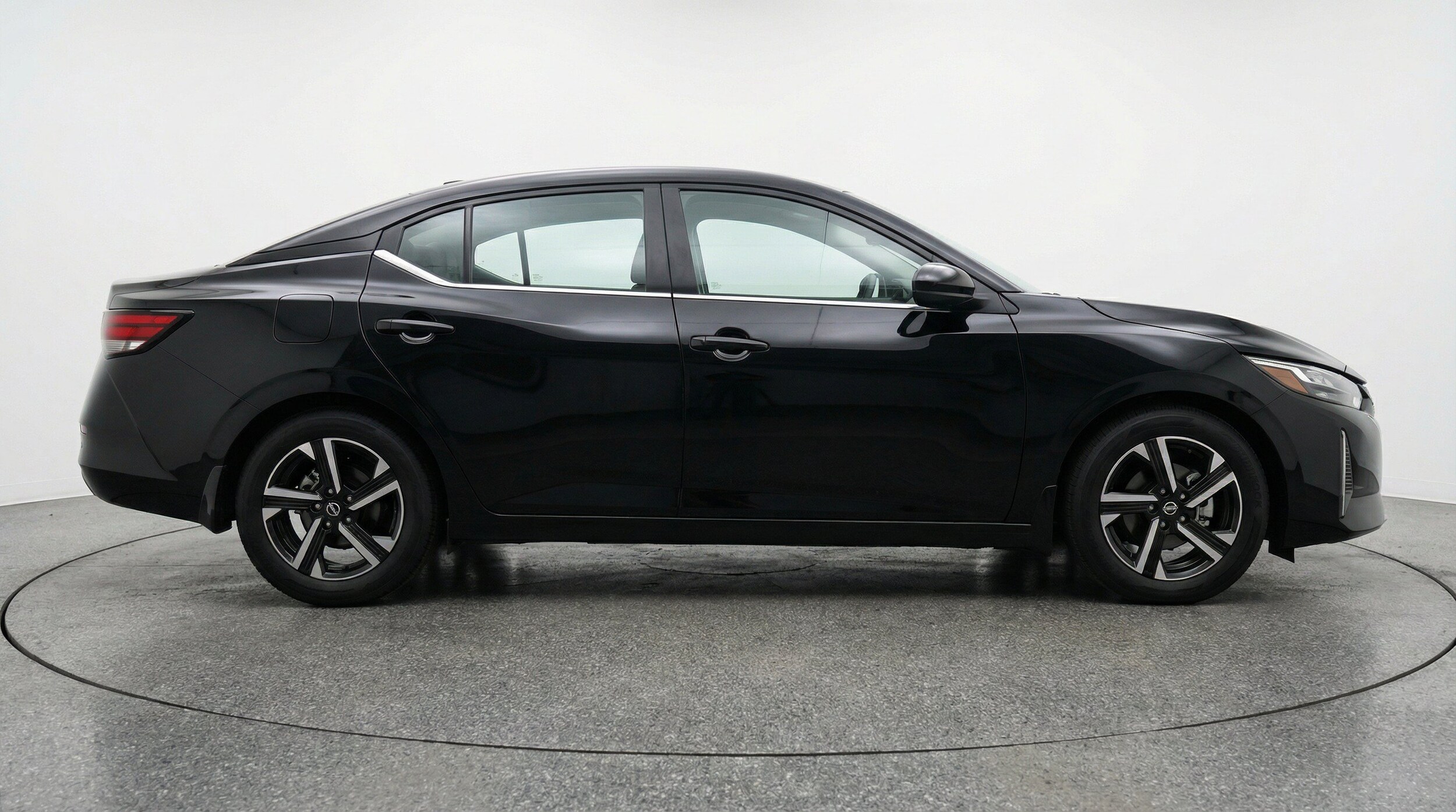 Thumbnail: 2025 Nissan Sentra - 11