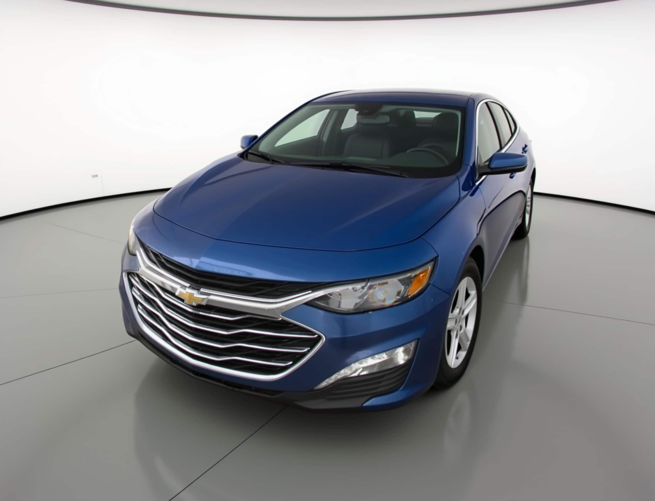 Thumbnail: 2024 Chevrolet Malibu - 3
