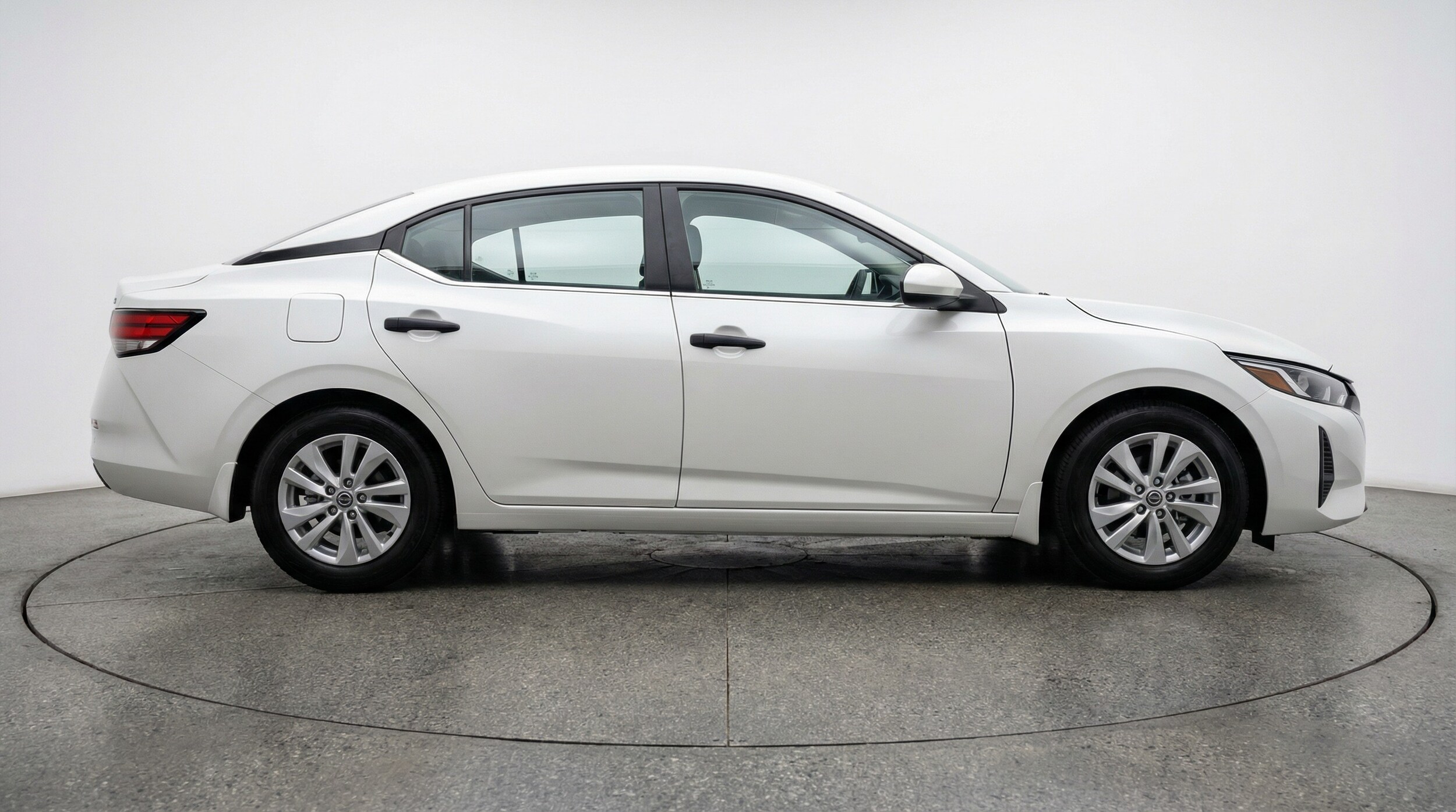 Thumbnail: 2025 Nissan Sentra - 8