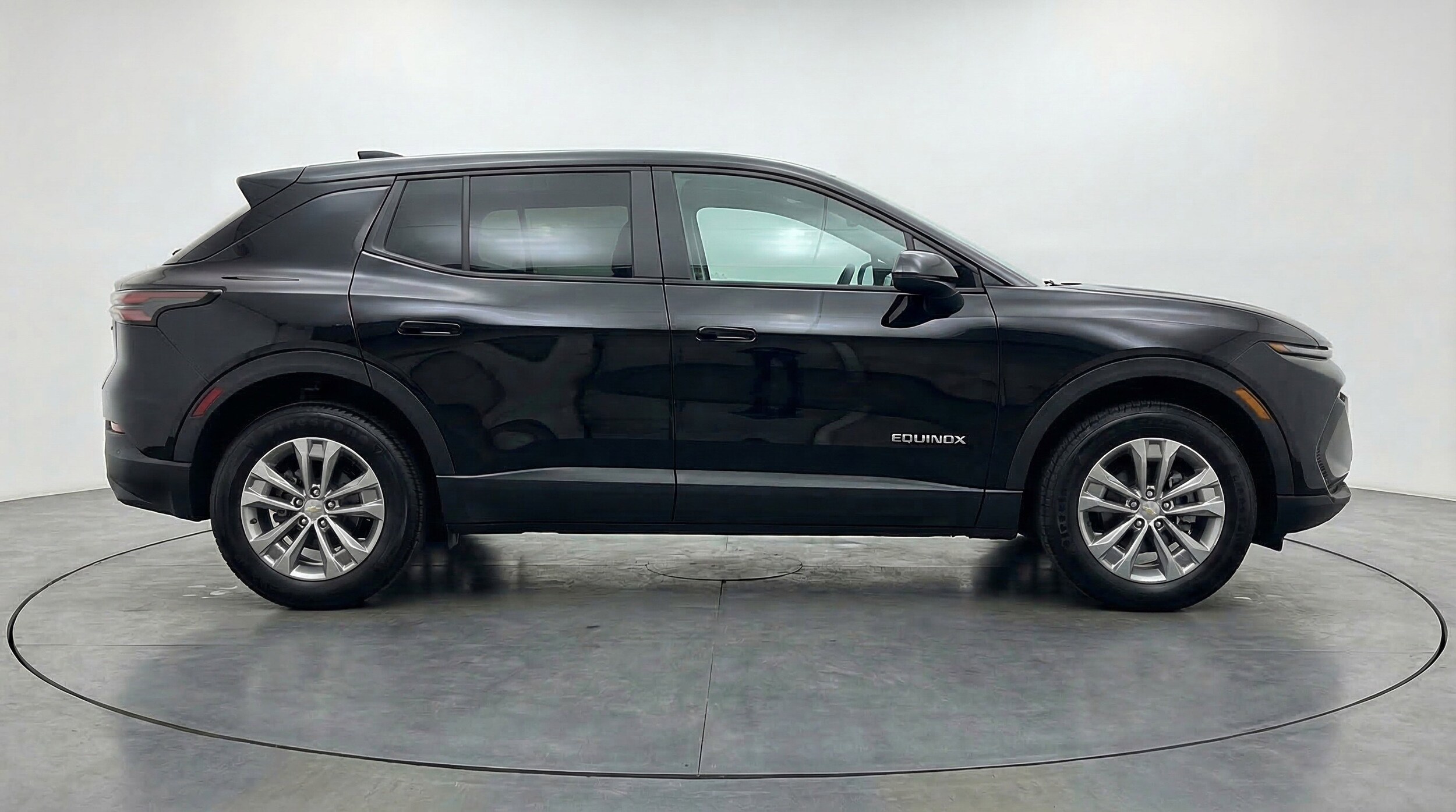 Thumbnail: 2025 Chevrolet Equinox - 11