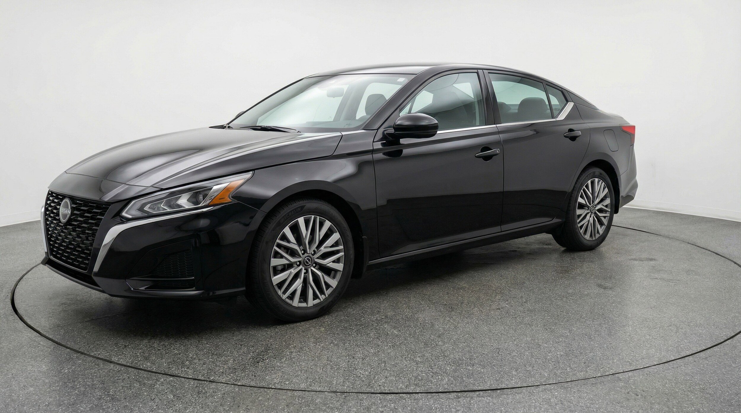 Thumbnail: 2025 Nissan Altima - 2