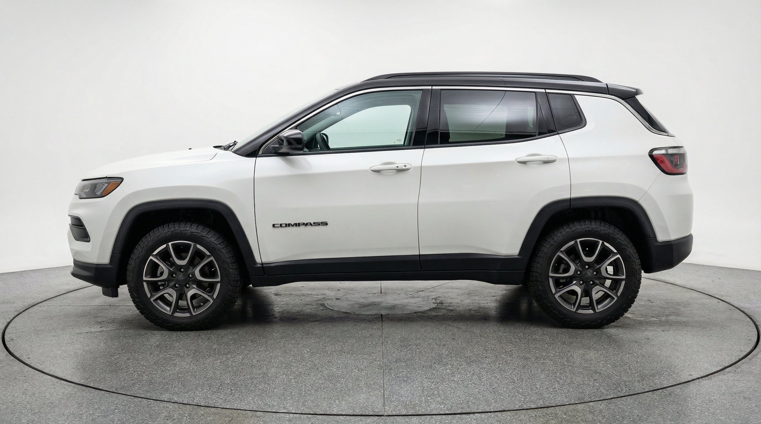 Thumbnail: 2025 Jeep Compass - 5
