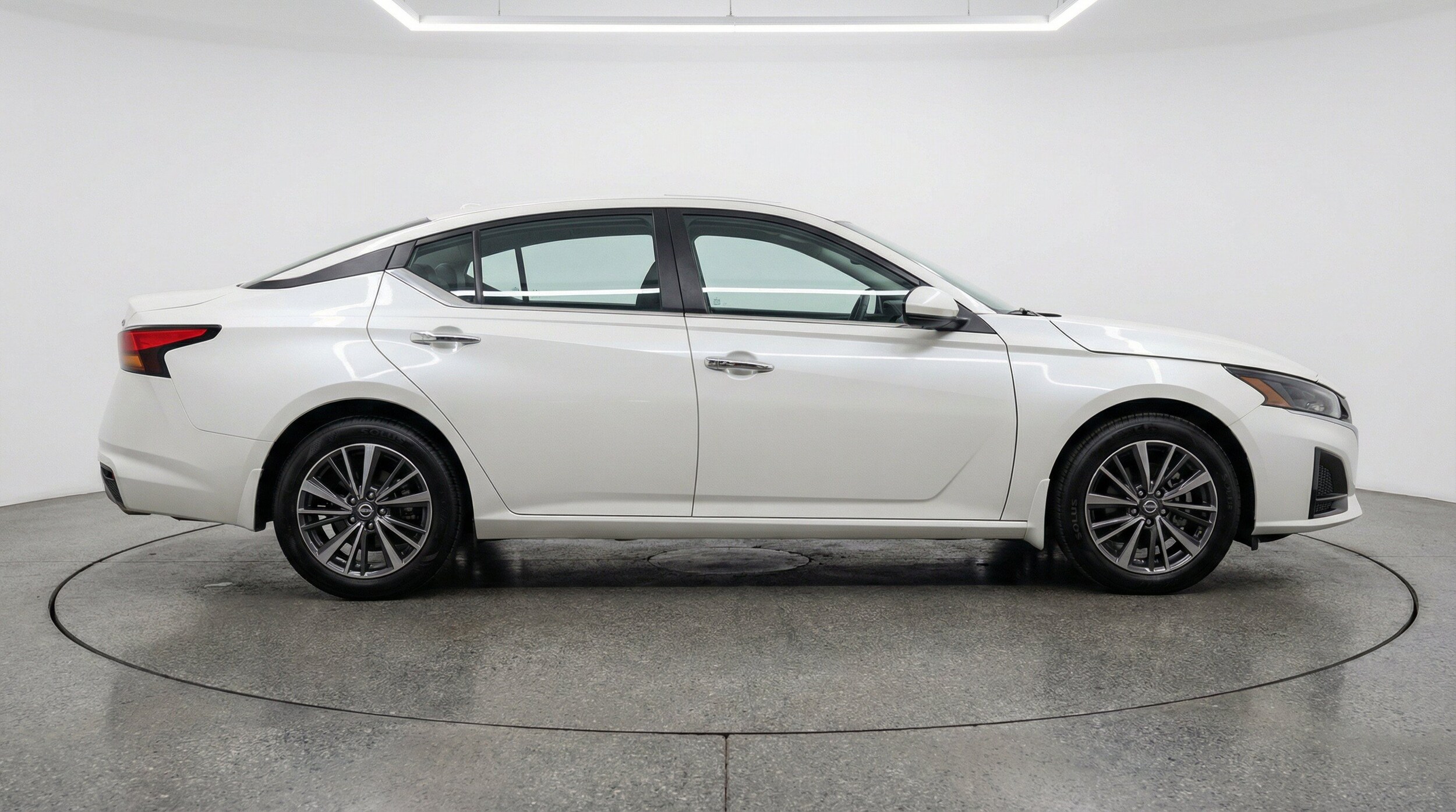 Thumbnail: 2025 Nissan Altima - 11