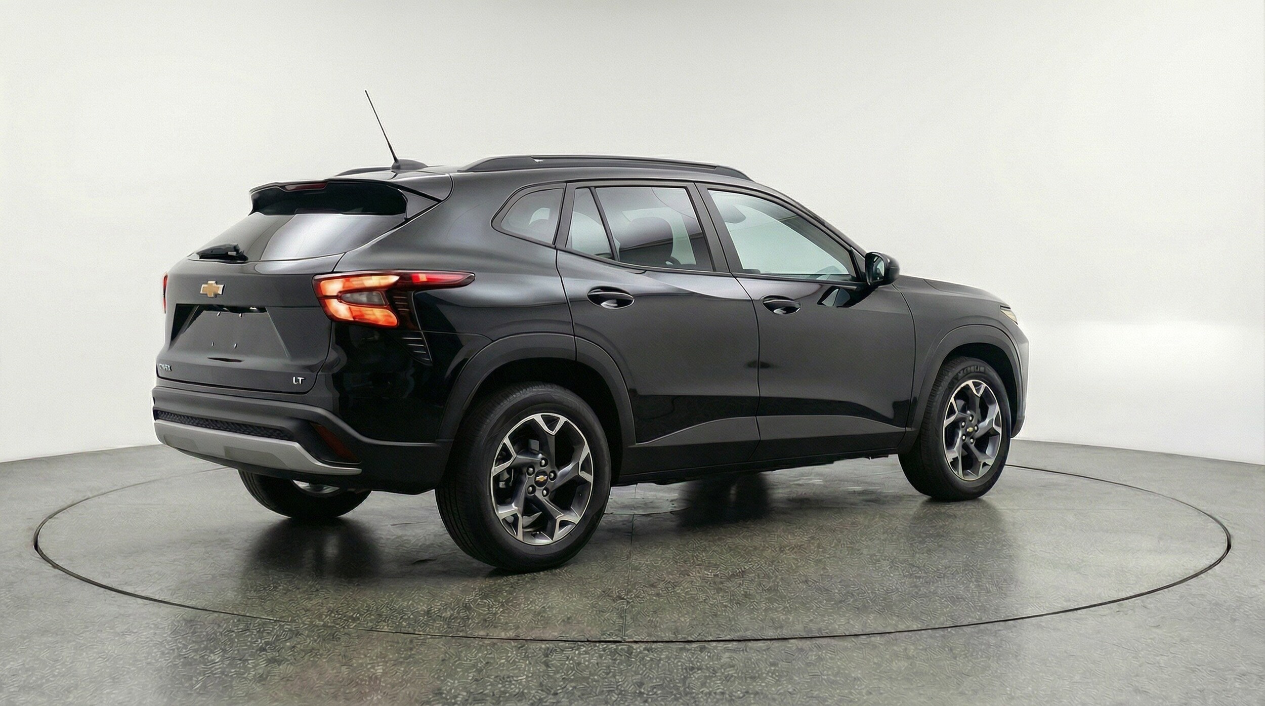 Thumbnail: 2025 Chevrolet Trax - 9