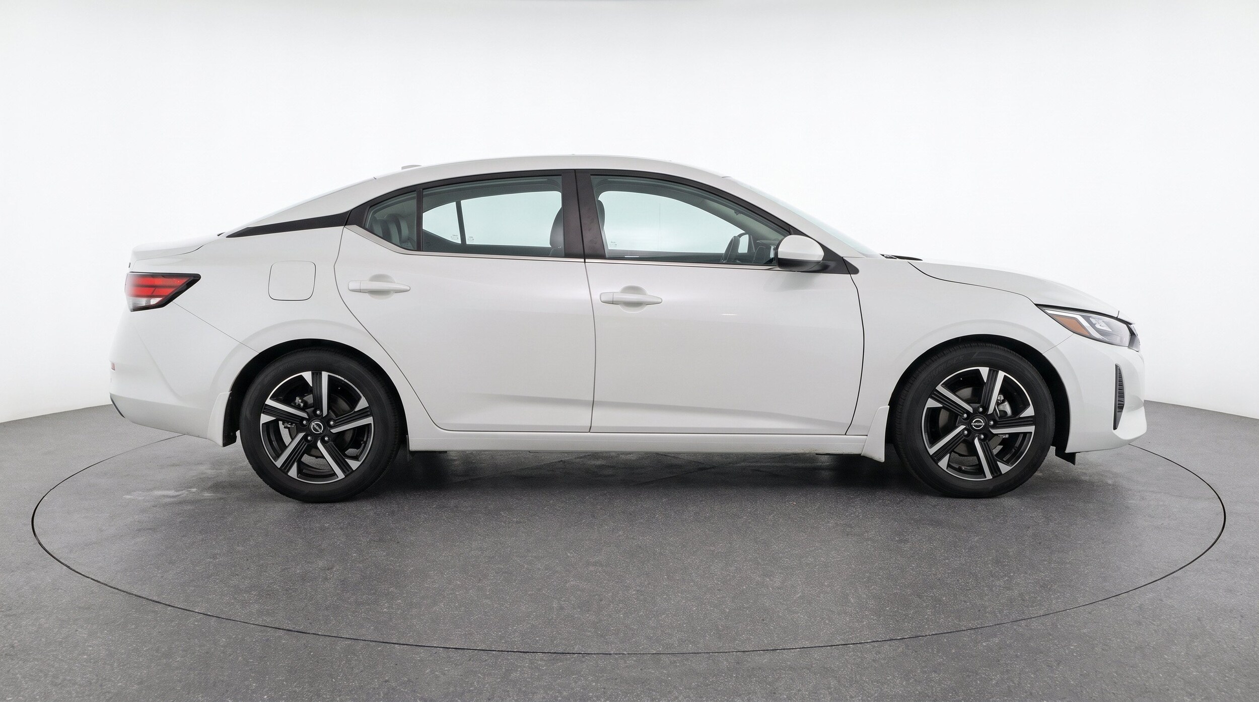 Thumbnail: 2025 Nissan Sentra - 10