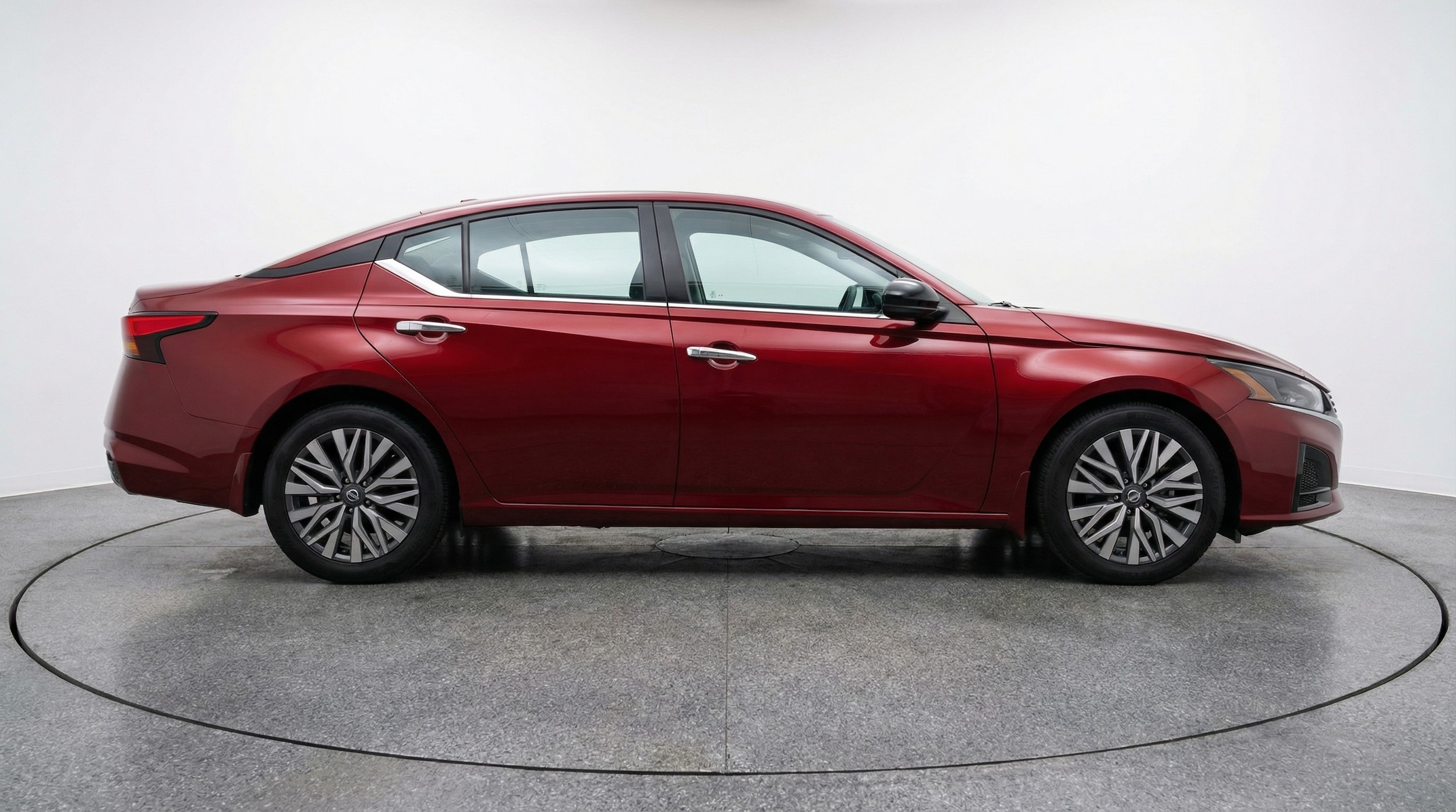 Thumbnail: 2025 Nissan Altima - 8