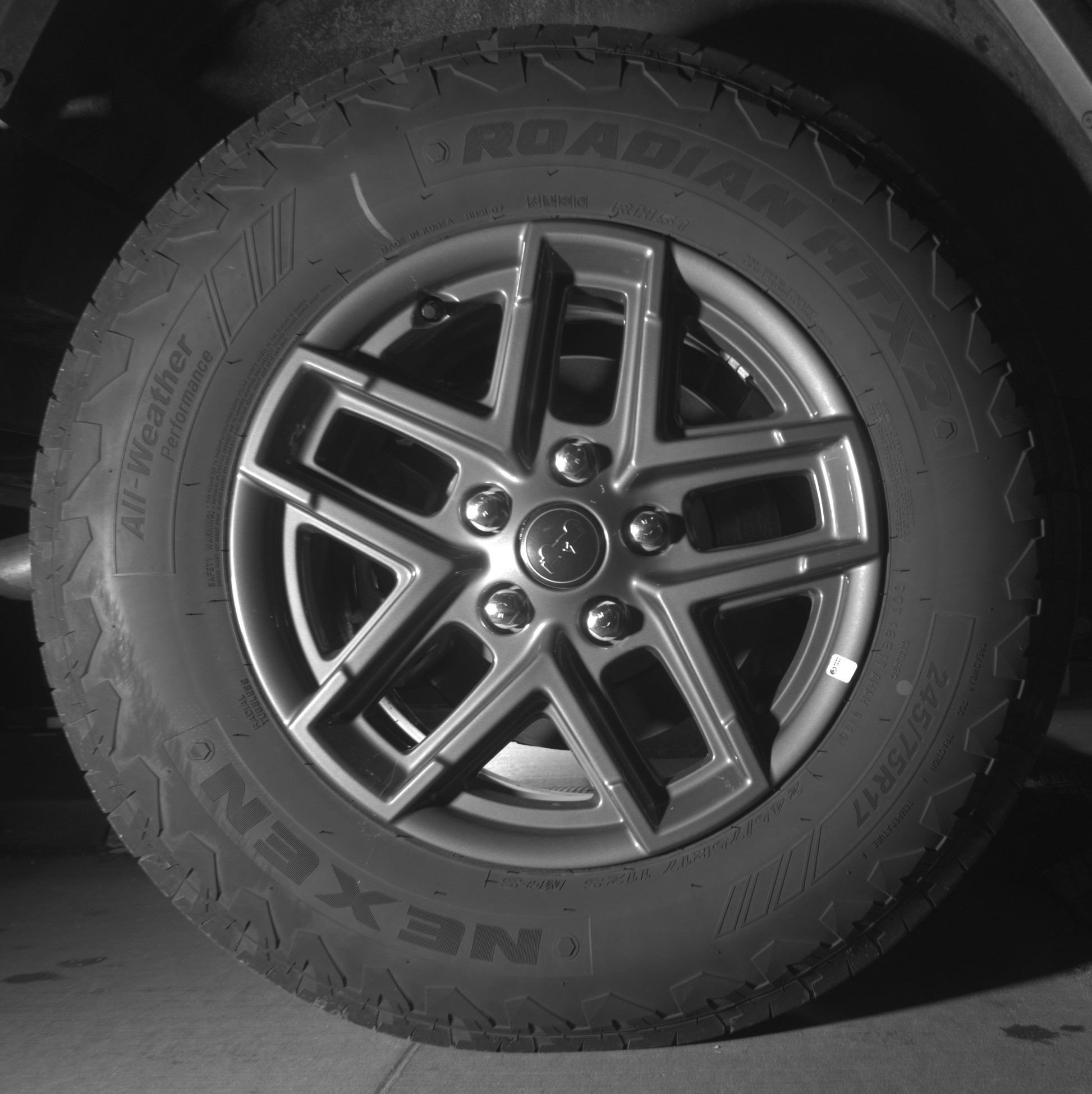 Thumbnail: 2025 Jeep Wrangler - 15