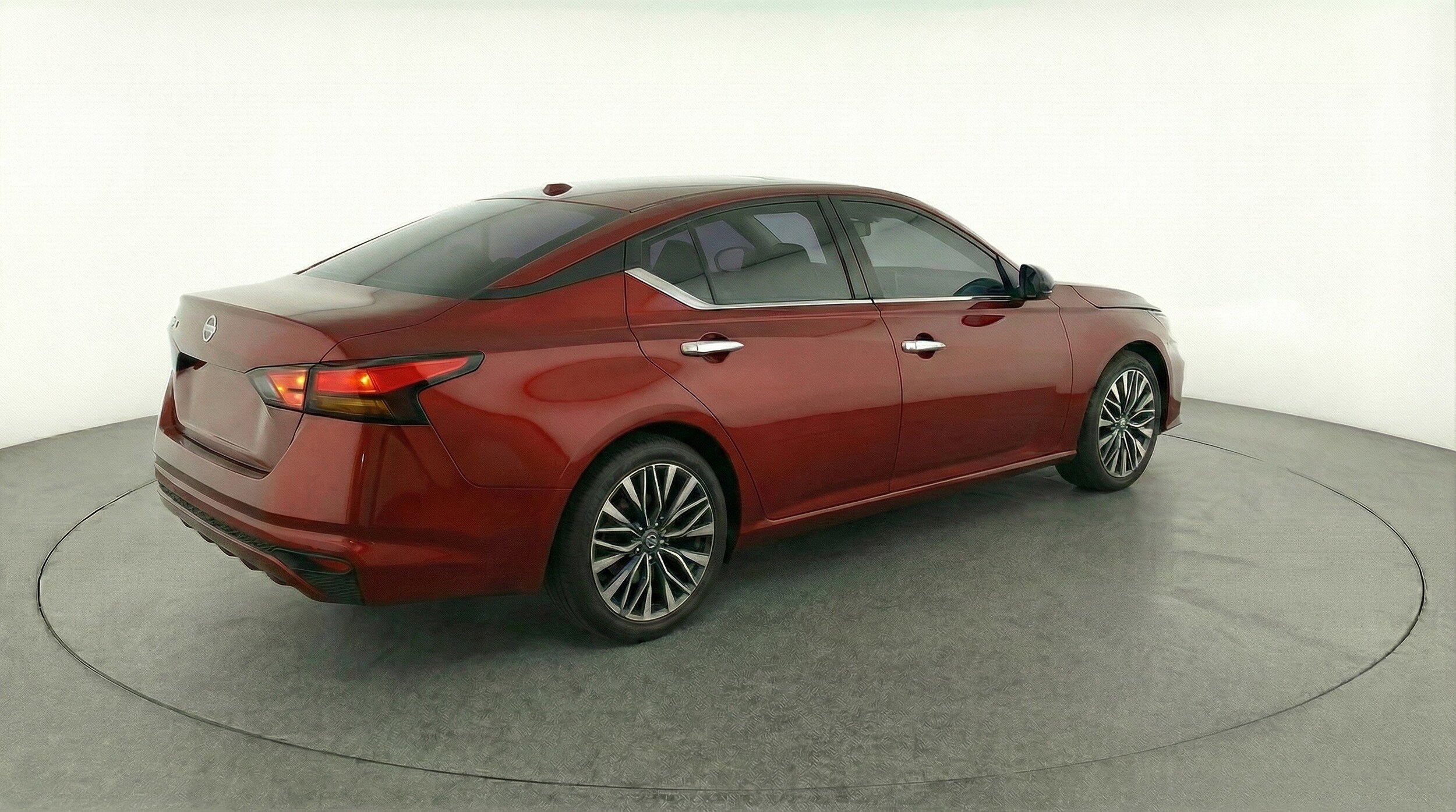 Thumbnail: 2025 Nissan Altima - 9