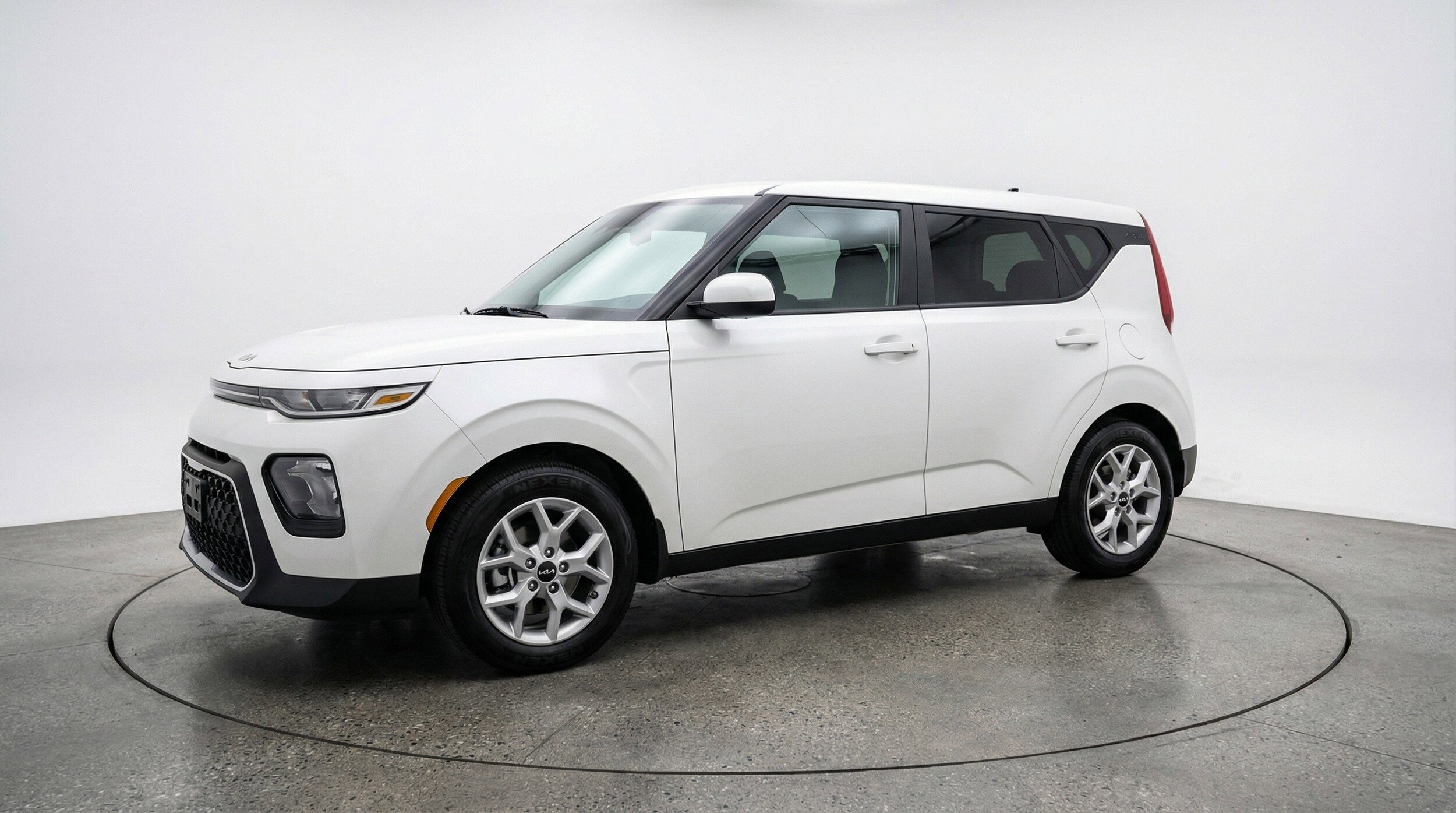 Thumbnail: 2025 Kia Soul - 3