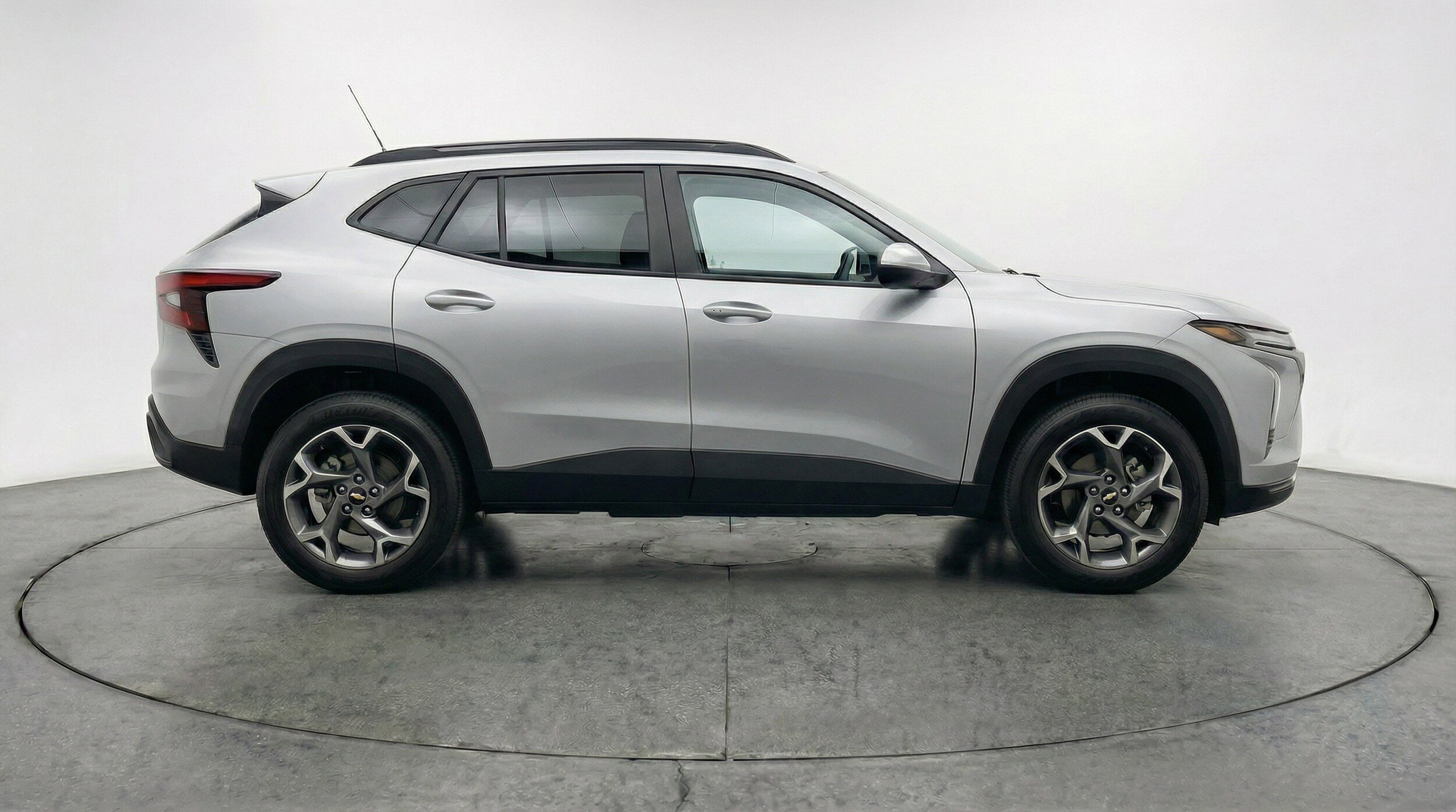 Thumbnail: 2025 Chevrolet Trax - 11