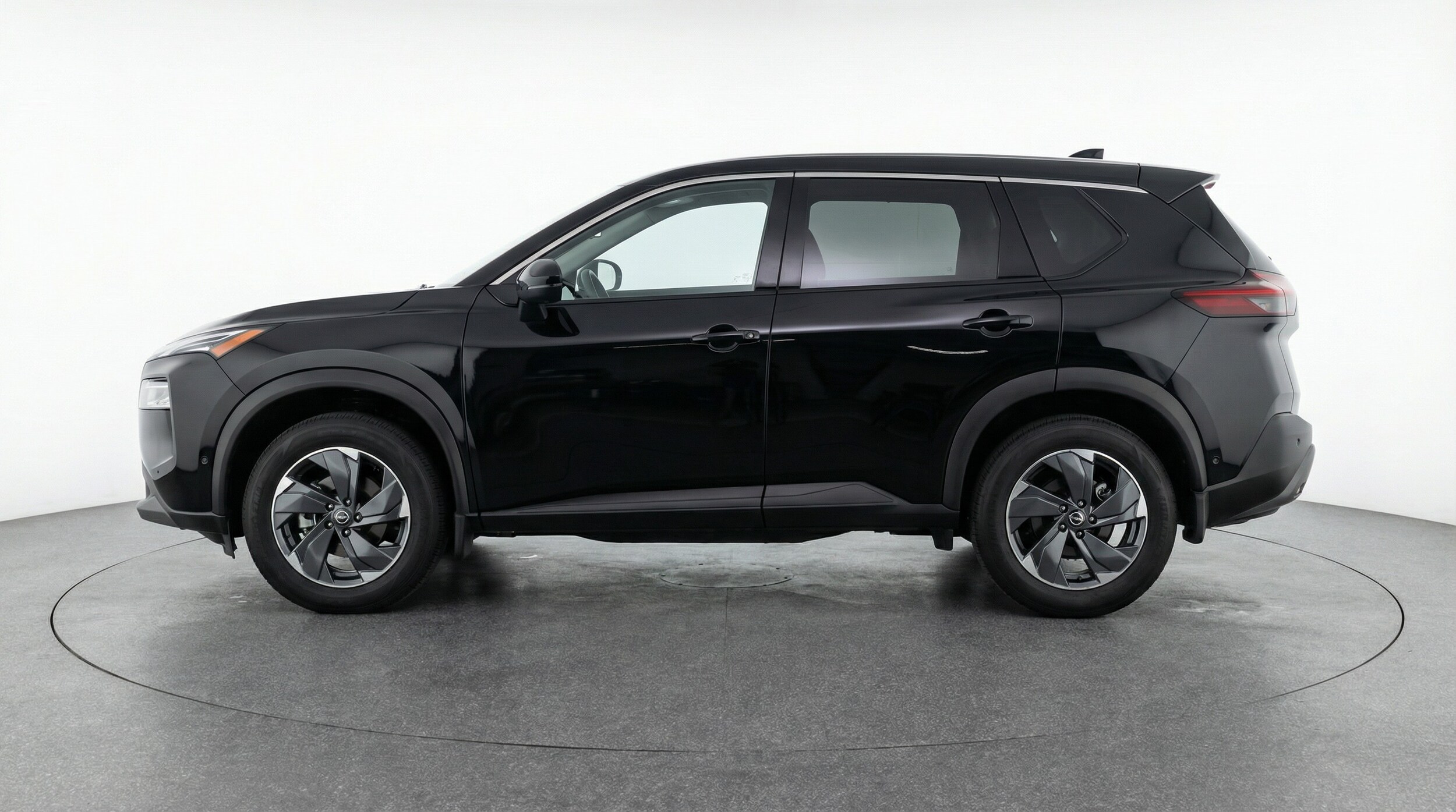 Thumbnail: 2025 Nissan Rogue - 4