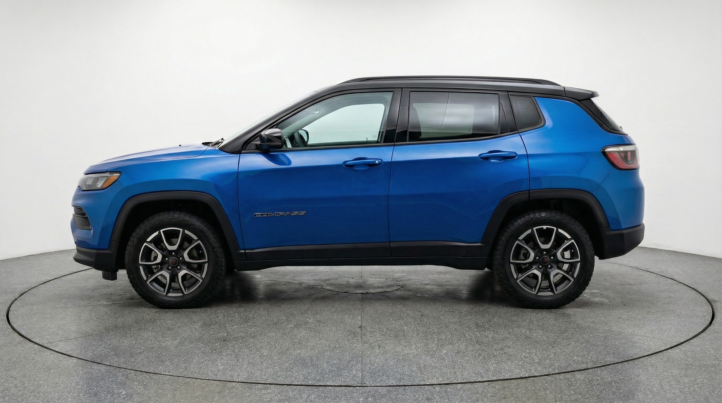 Thumbnail: 2025 Jeep Compass - 4