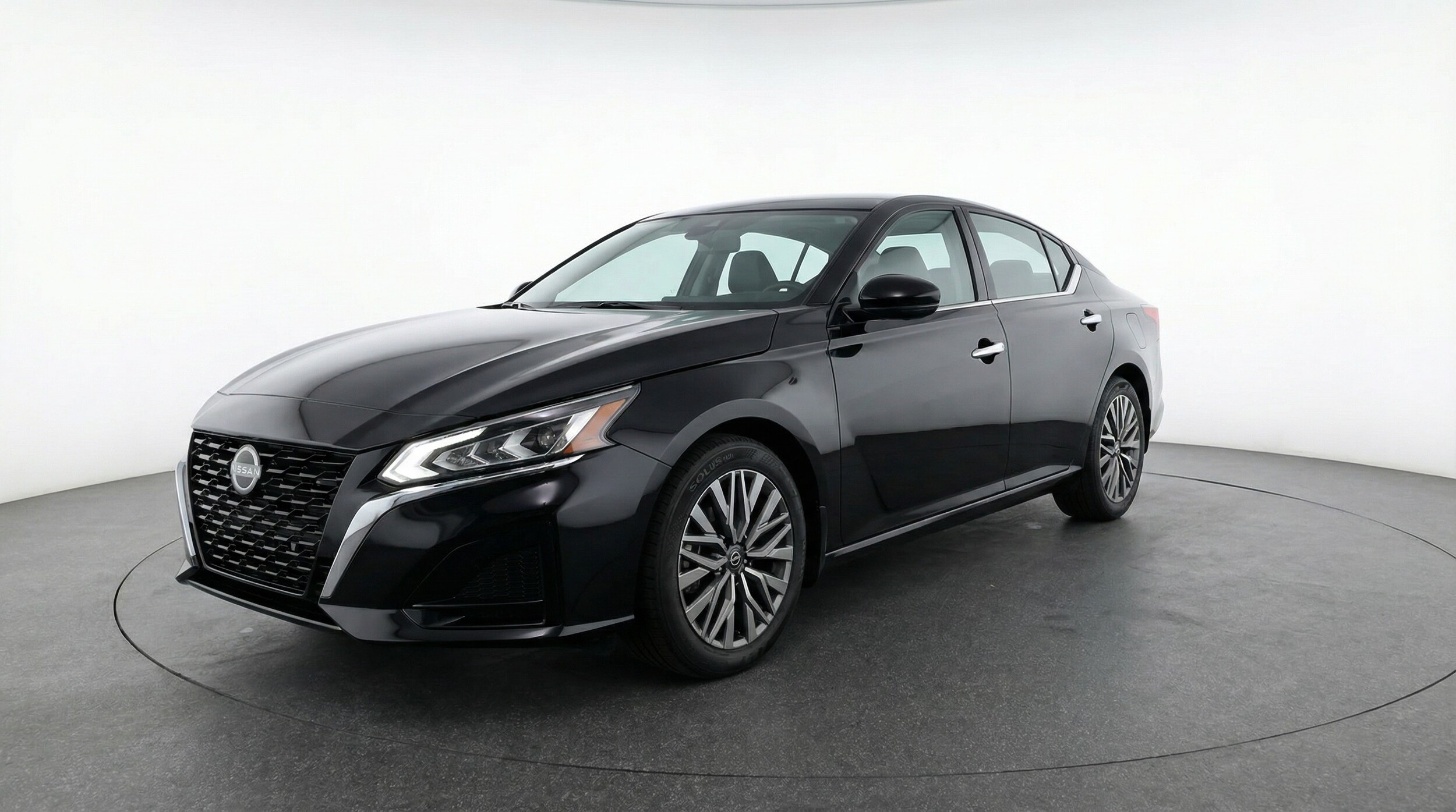 Thumbnail: 2025 Nissan Altima - 3