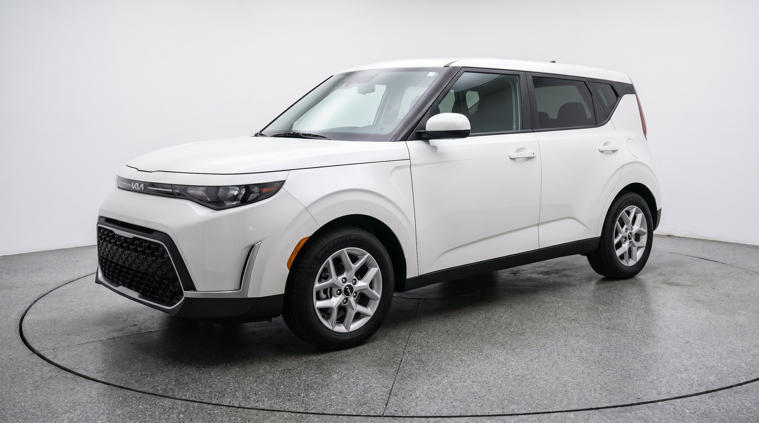 Thumbnail: 2025 Kia Soul - 3