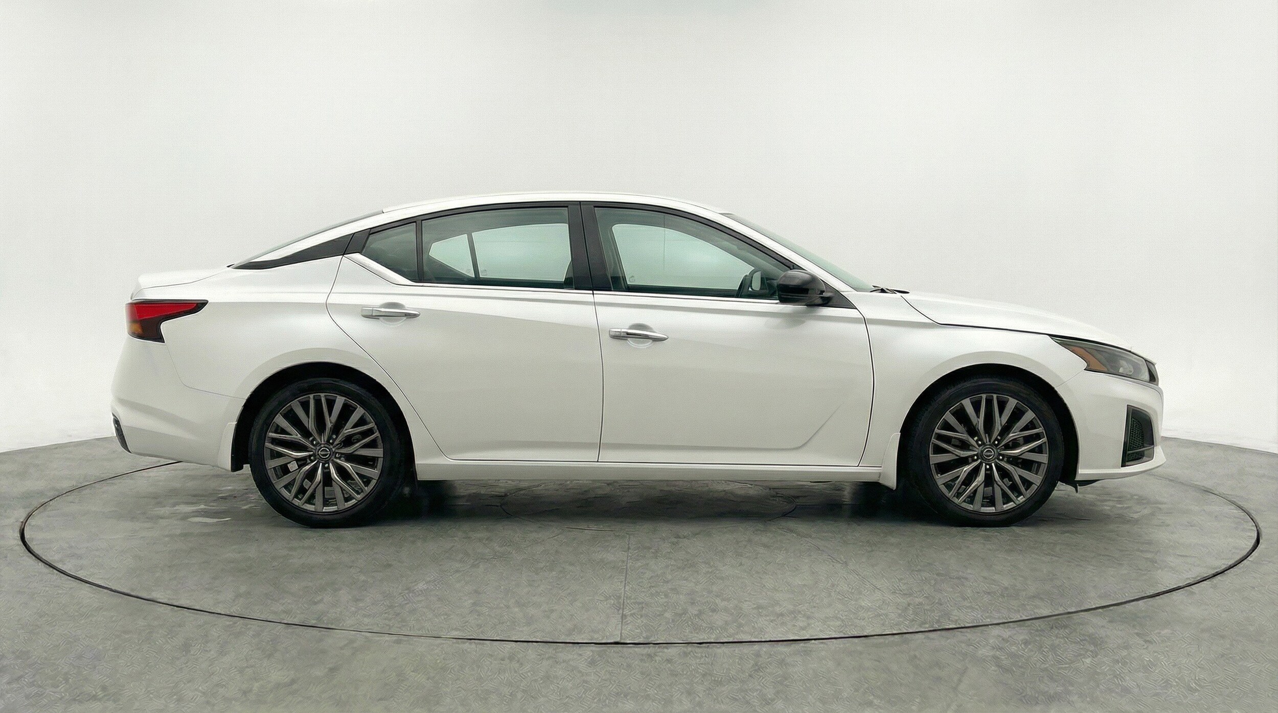 Thumbnail: 2025 Nissan Altima - 11