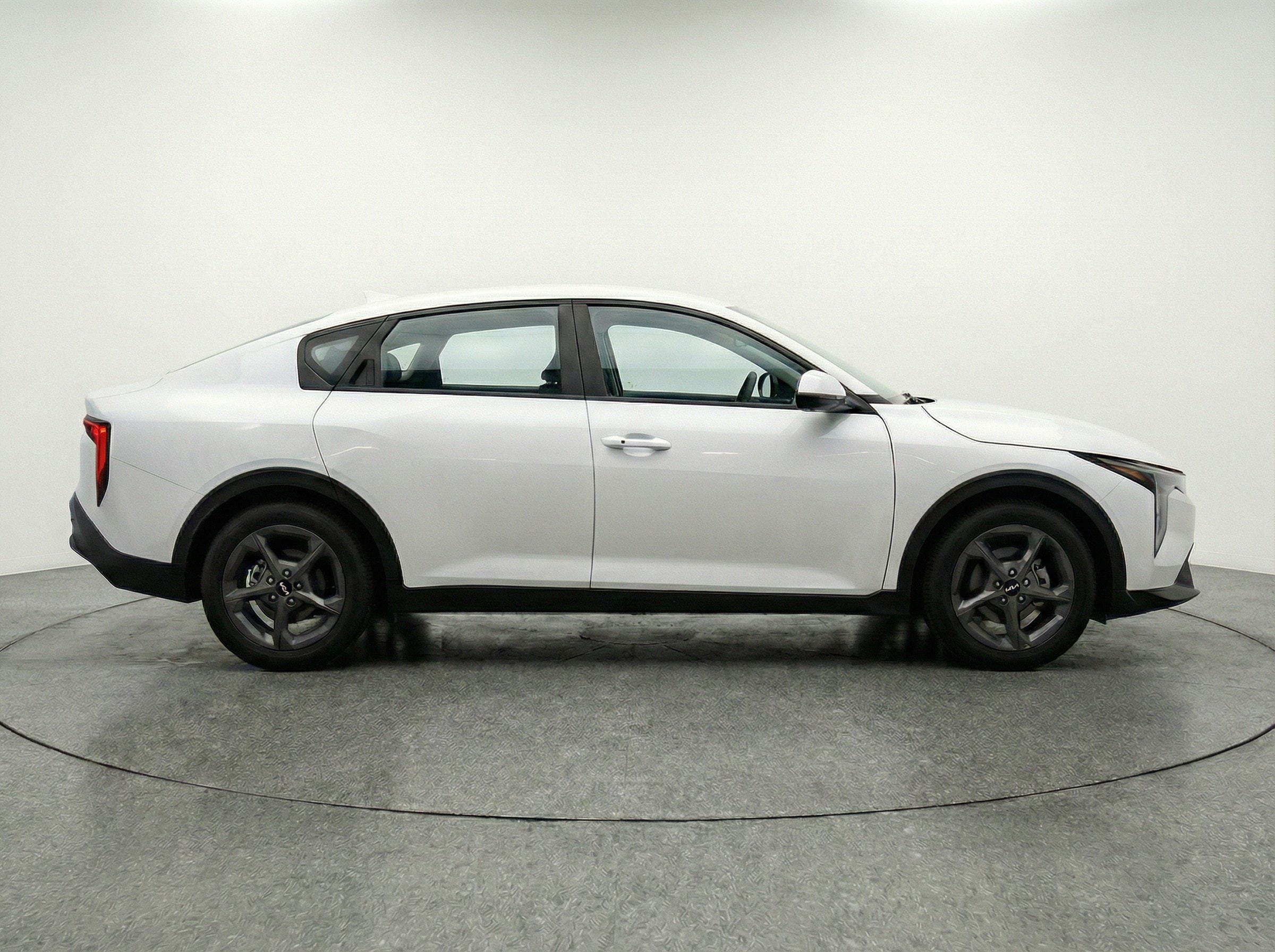 Thumbnail: 2025 Kia K4 - 4