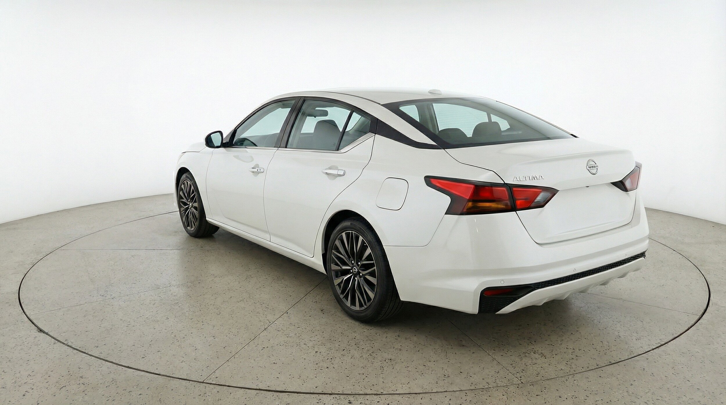 Thumbnail: 2025 Nissan Altima - 6