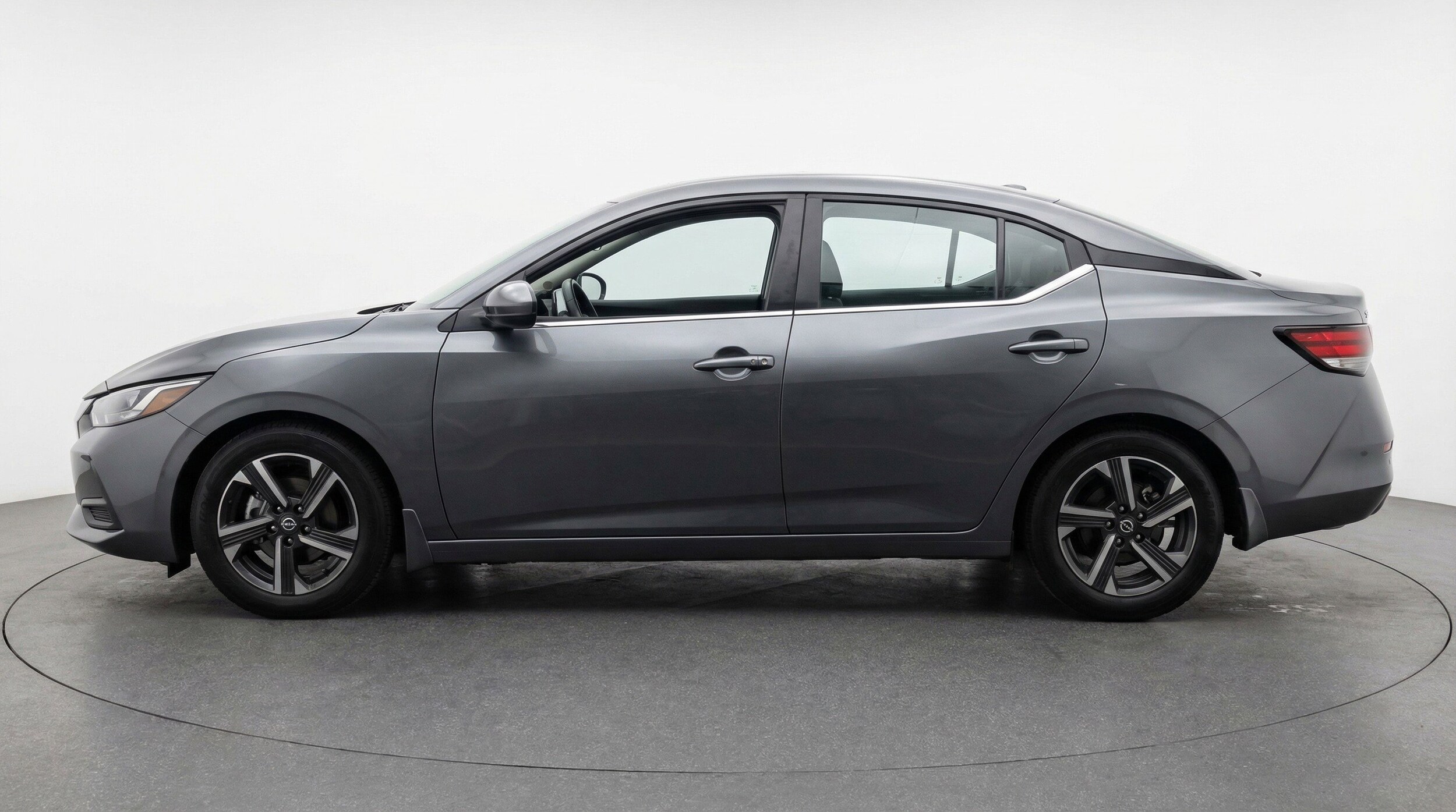 Thumbnail: 2025 Nissan Sentra - 5