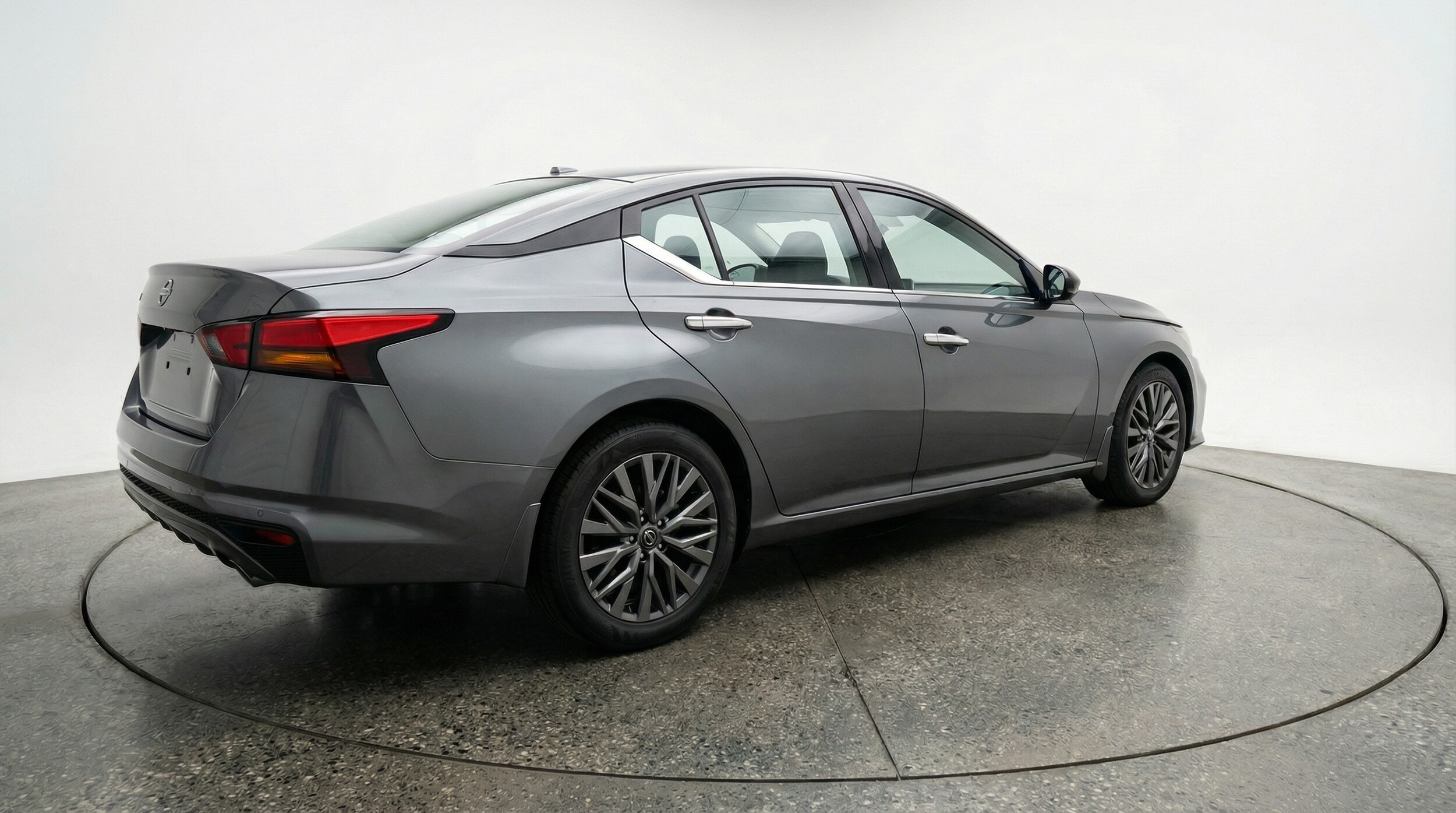 Thumbnail: 2025 Nissan Altima - 7