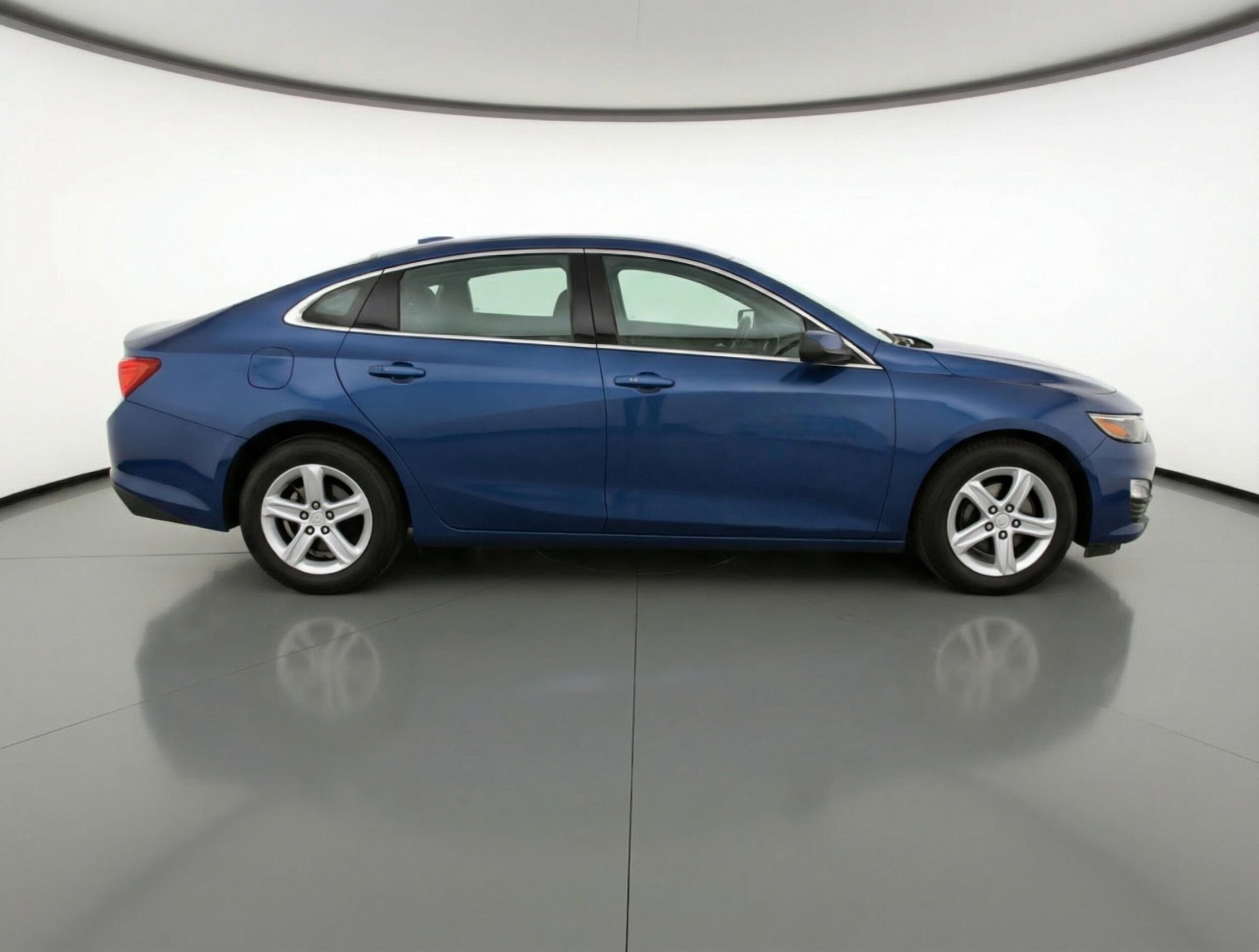 Thumbnail: 2024 Chevrolet Malibu - 8