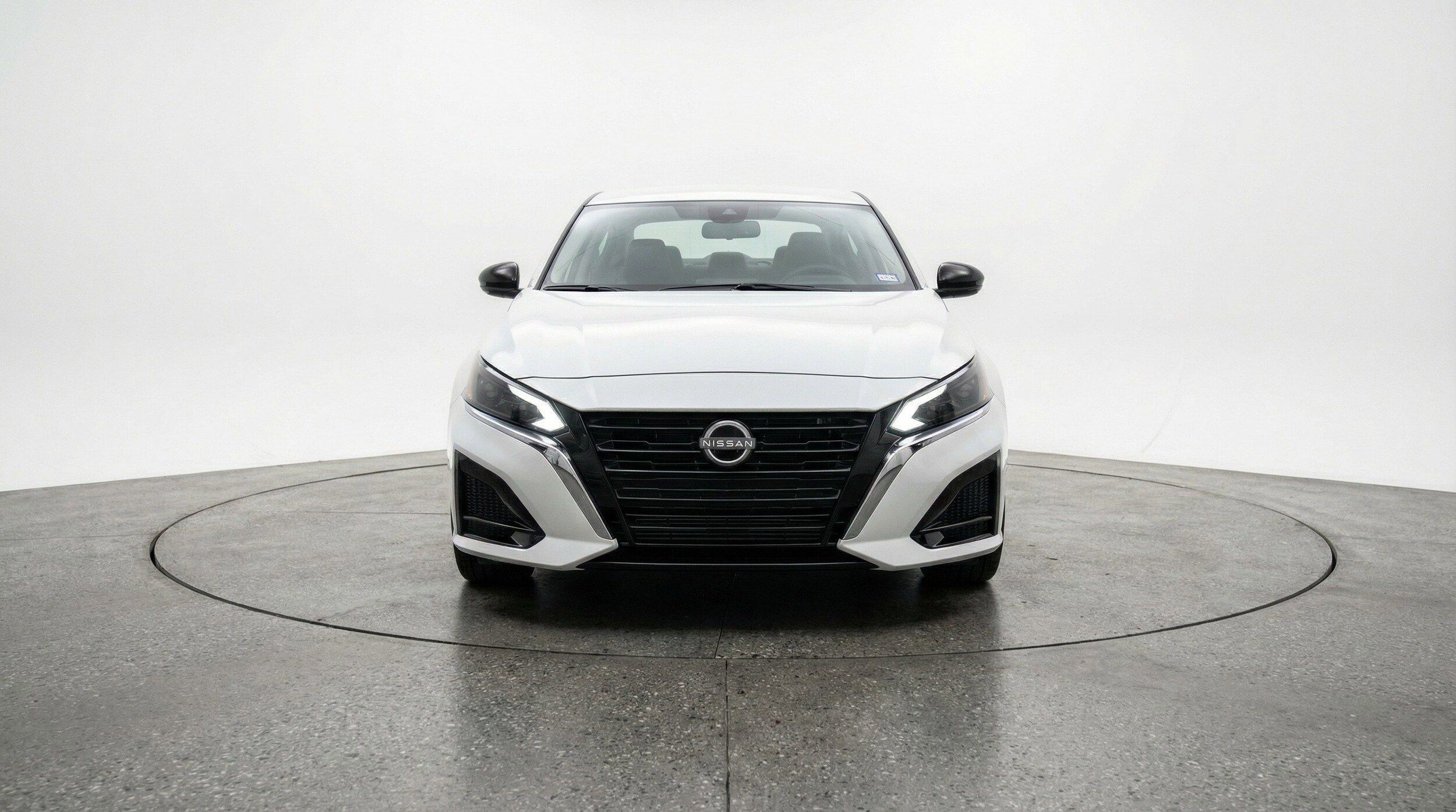 Thumbnail: 2025 Nissan Altima - 2