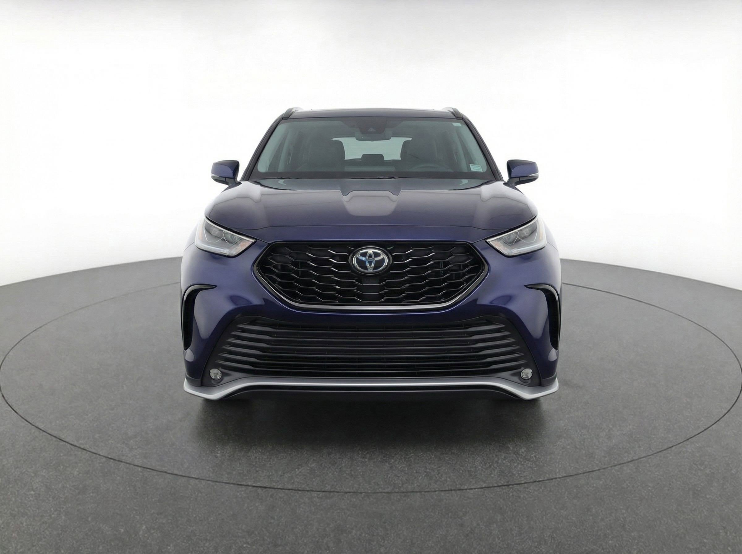 Thumbnail: 2024 Toyota Highlander - 2