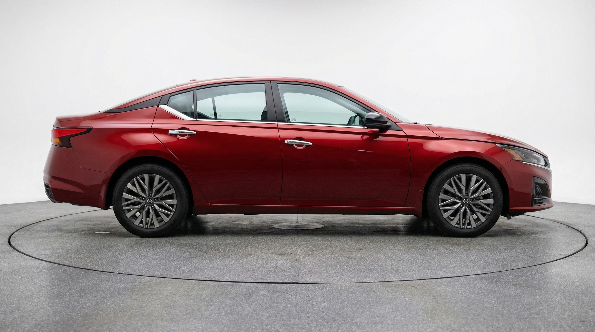 Thumbnail: 2025 Nissan Altima - 8