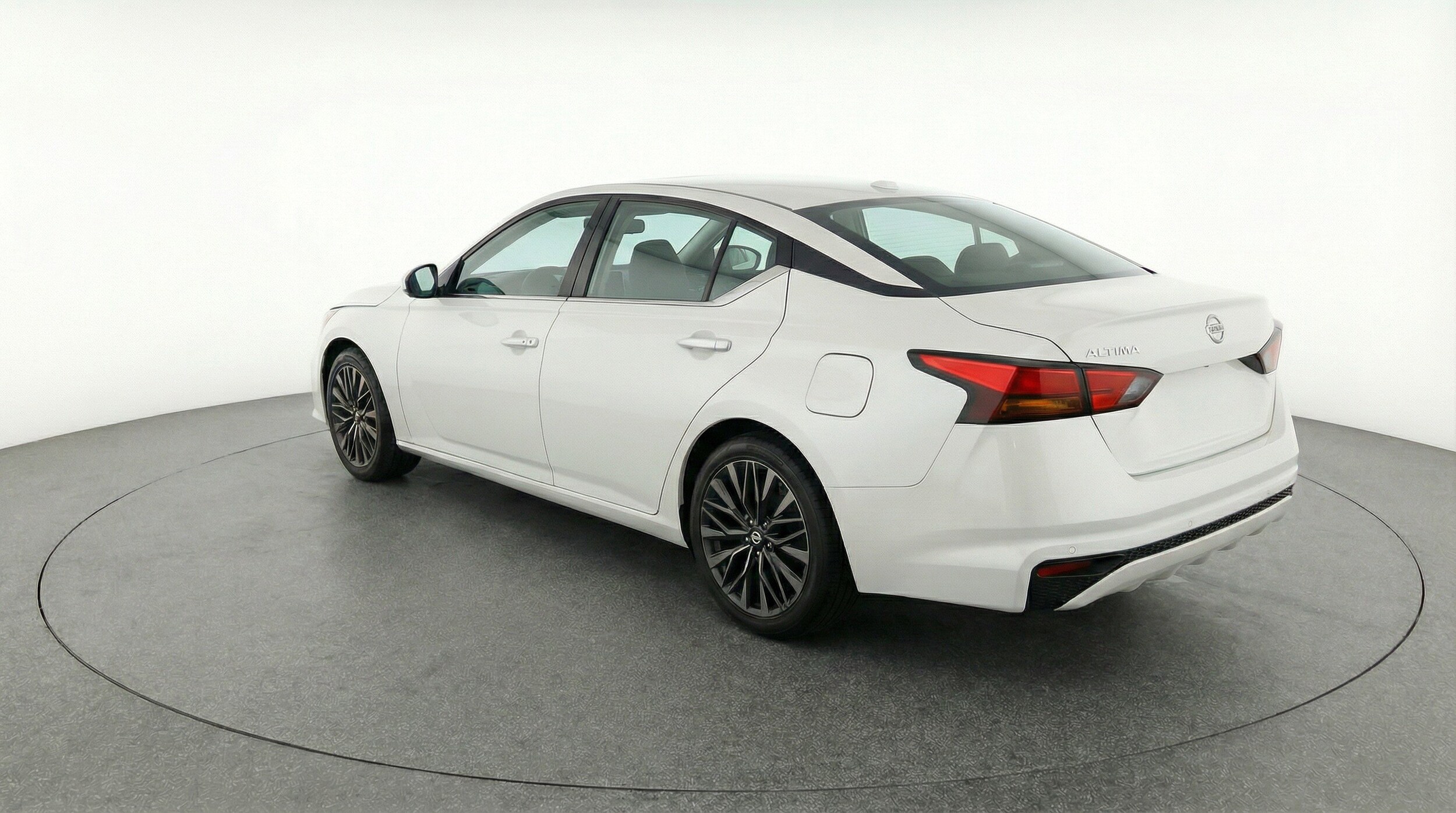 Thumbnail: 2025 Nissan Altima - 6