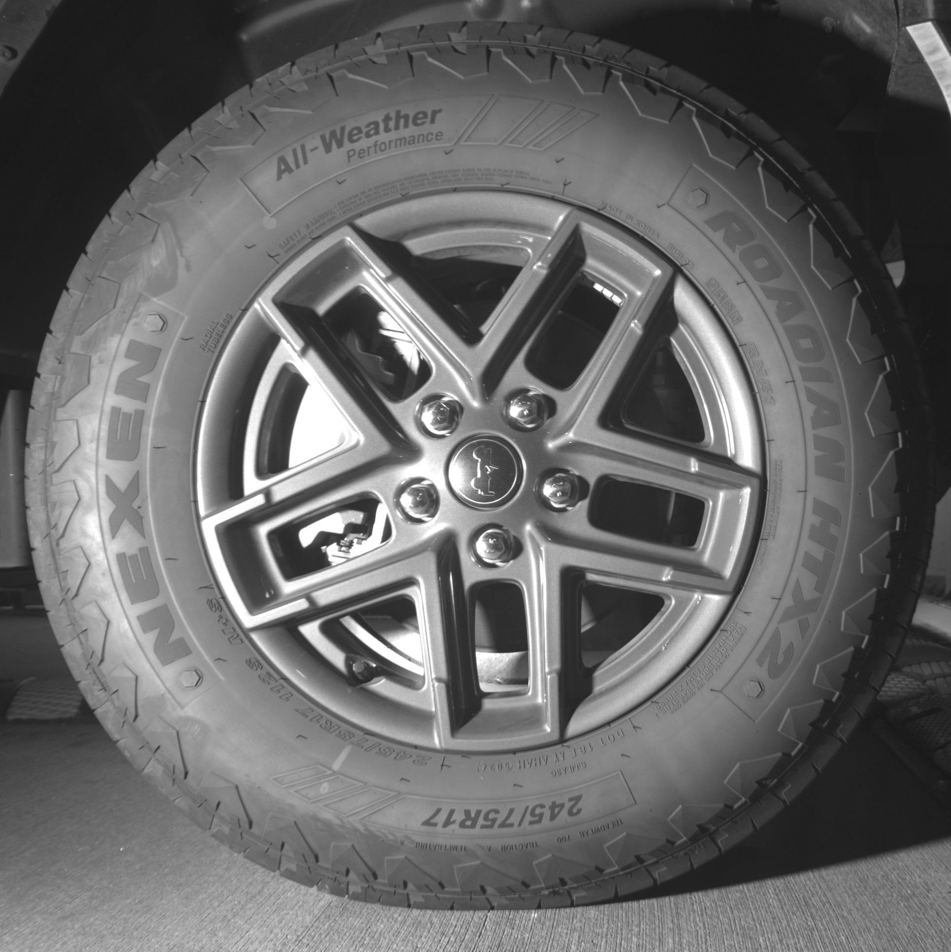 Thumbnail: 2025 Jeep Wrangler - 13