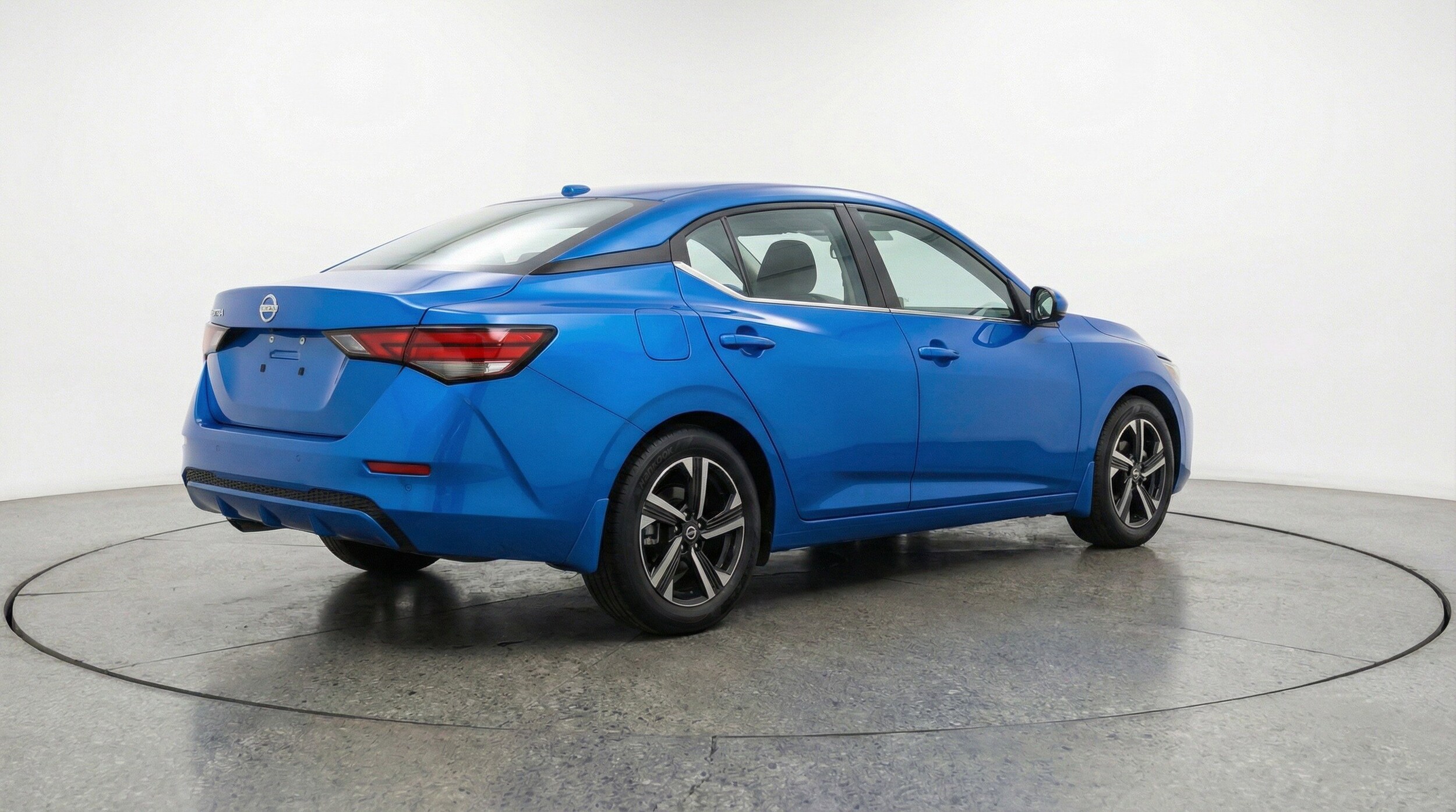 Thumbnail: 2025 Nissan Sentra - 9