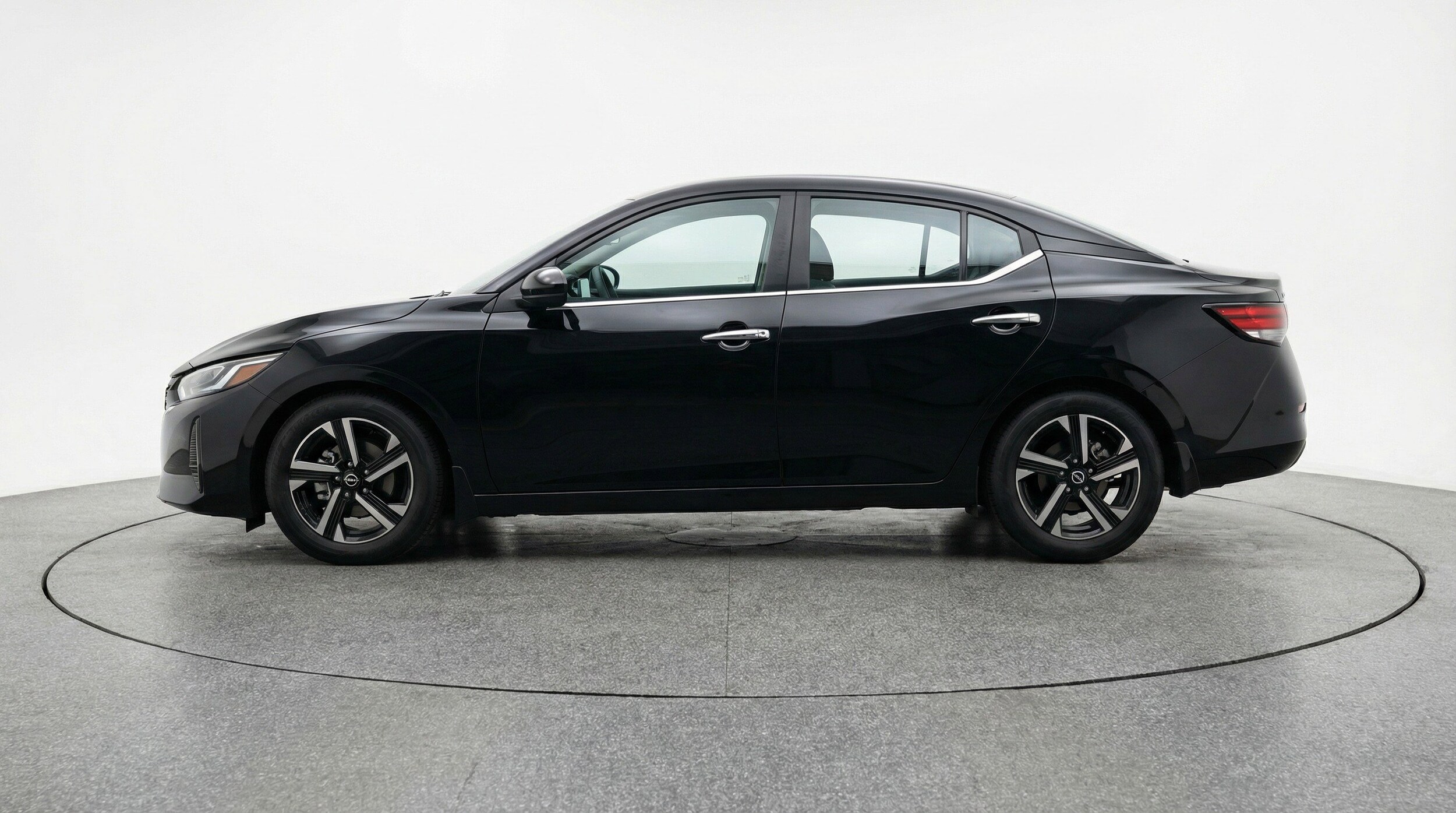 Thumbnail: 2025 Nissan Sentra - 5