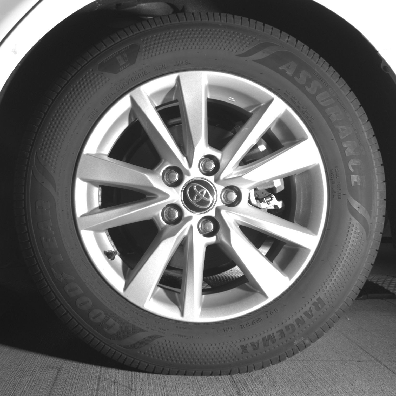 Thumbnail: 2025 Toyota Camry - 11