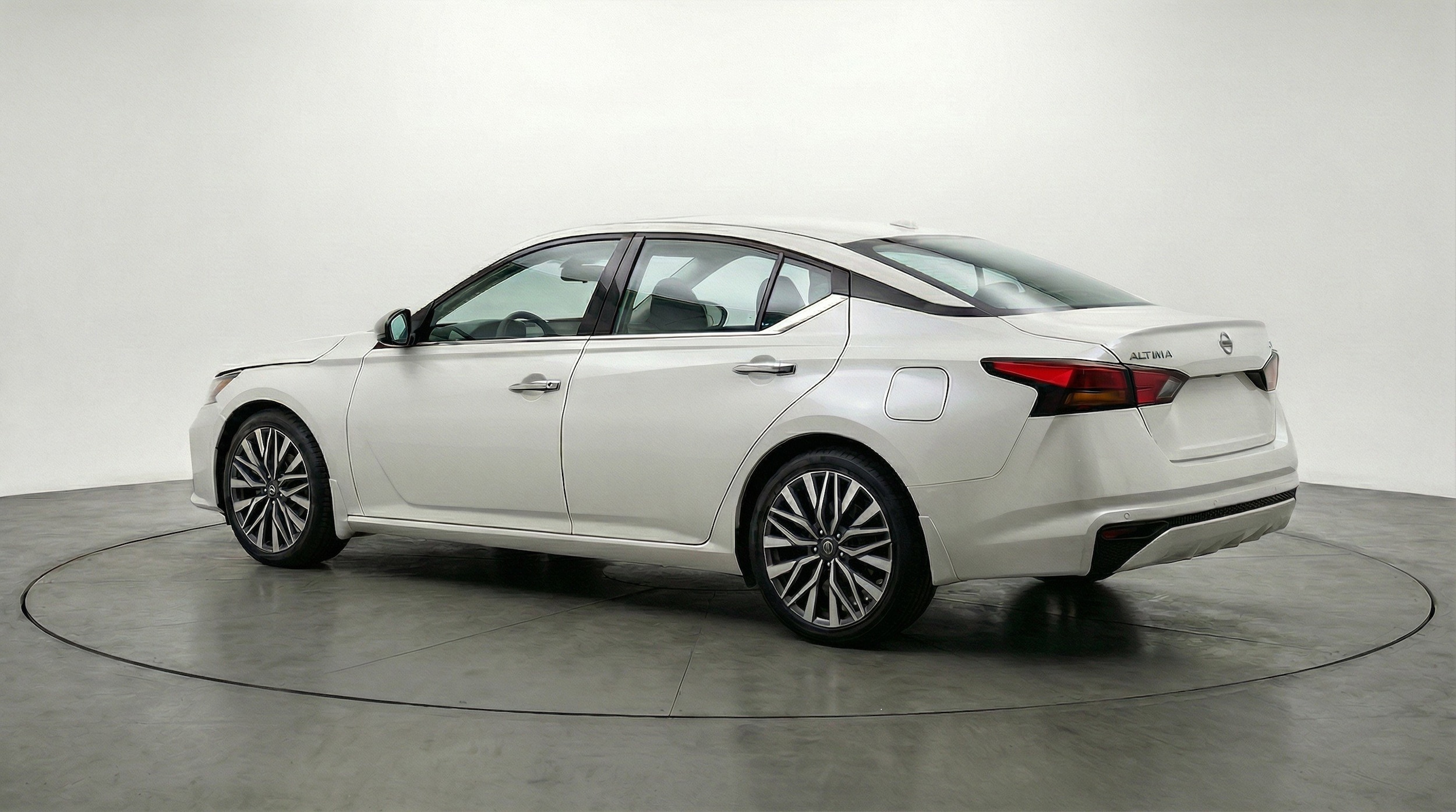 Thumbnail: 2025 Nissan Altima - 6