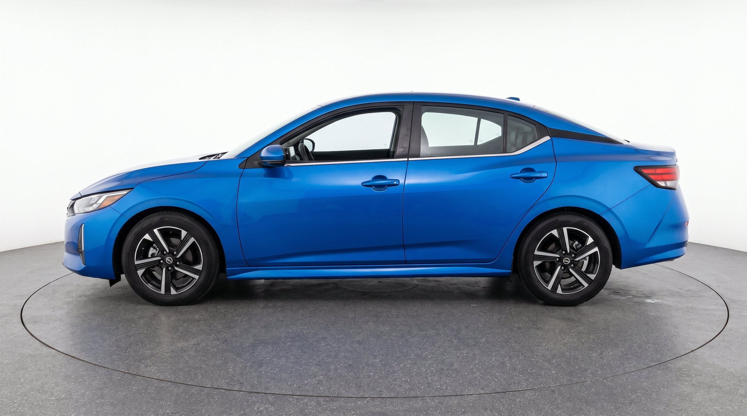 Thumbnail: 2025 Nissan Sentra - 5