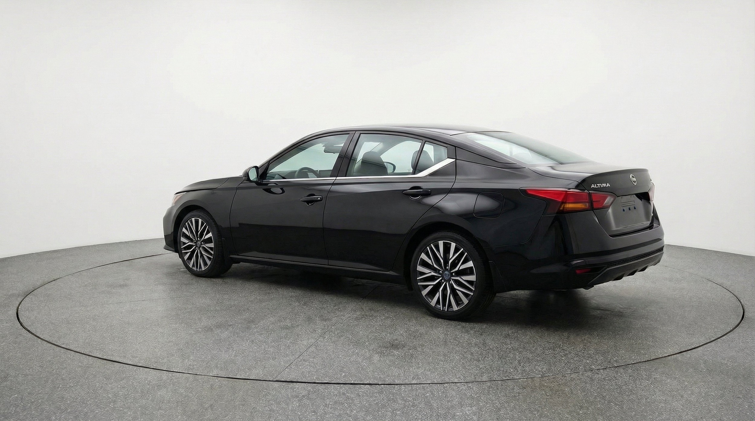 Thumbnail: 2026 Nissan Altima - 6