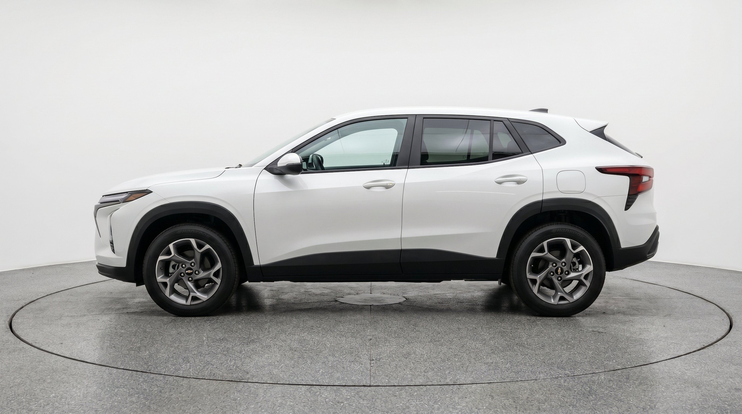 Thumbnail: 2025 Chevrolet Trax - 5