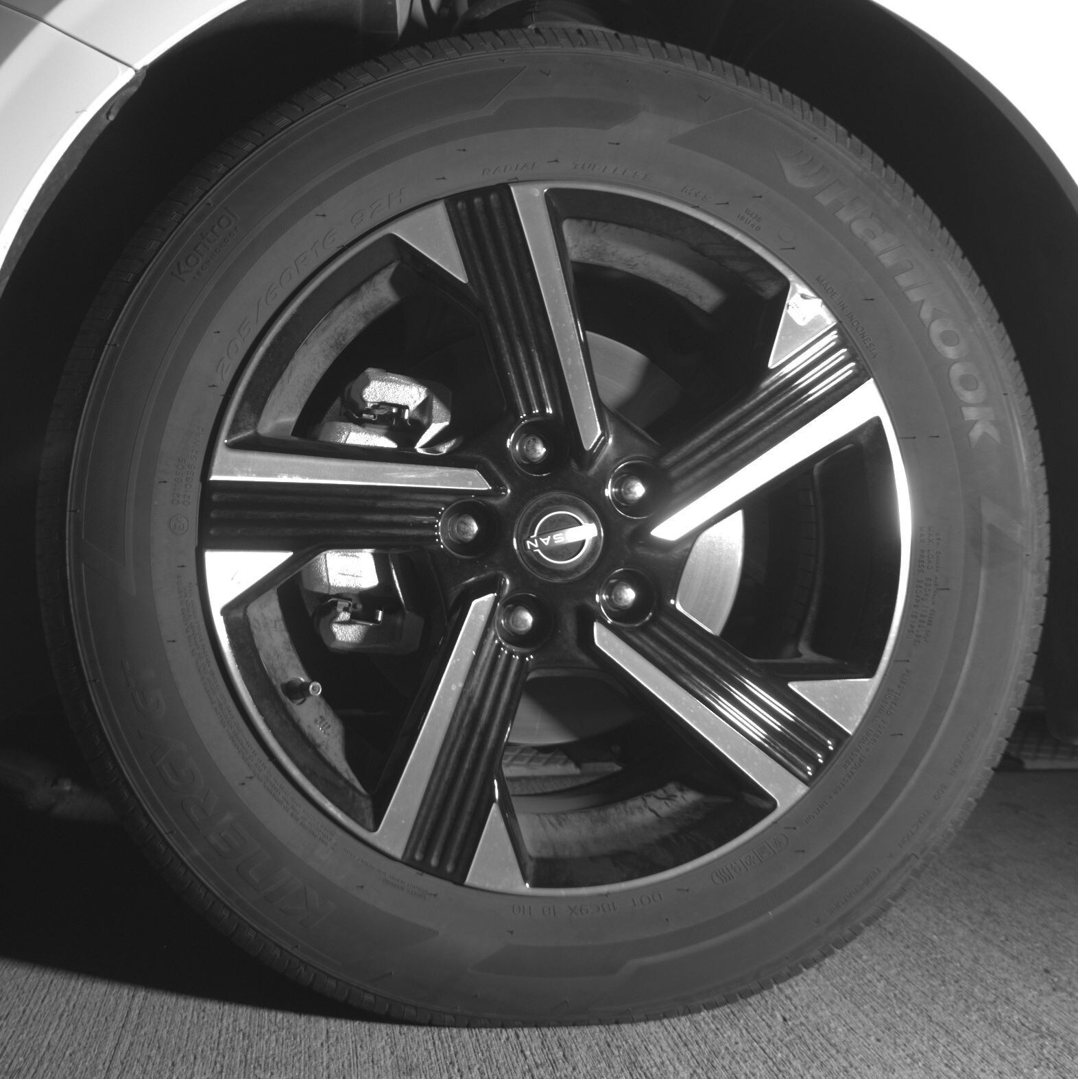 Thumbnail: 2025 Nissan Sentra - 9