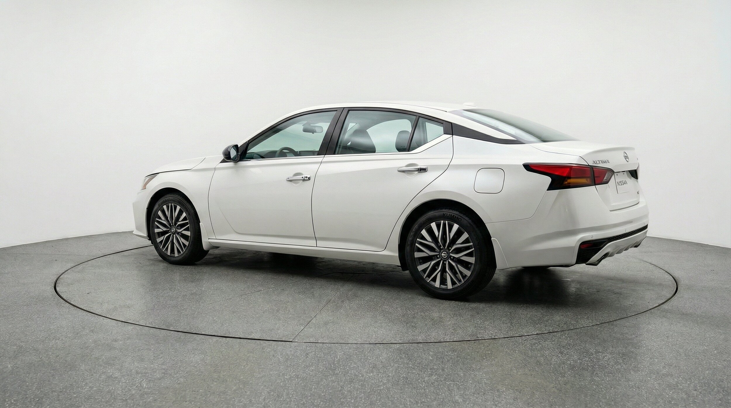 Thumbnail: 2025 Nissan Altima - 6