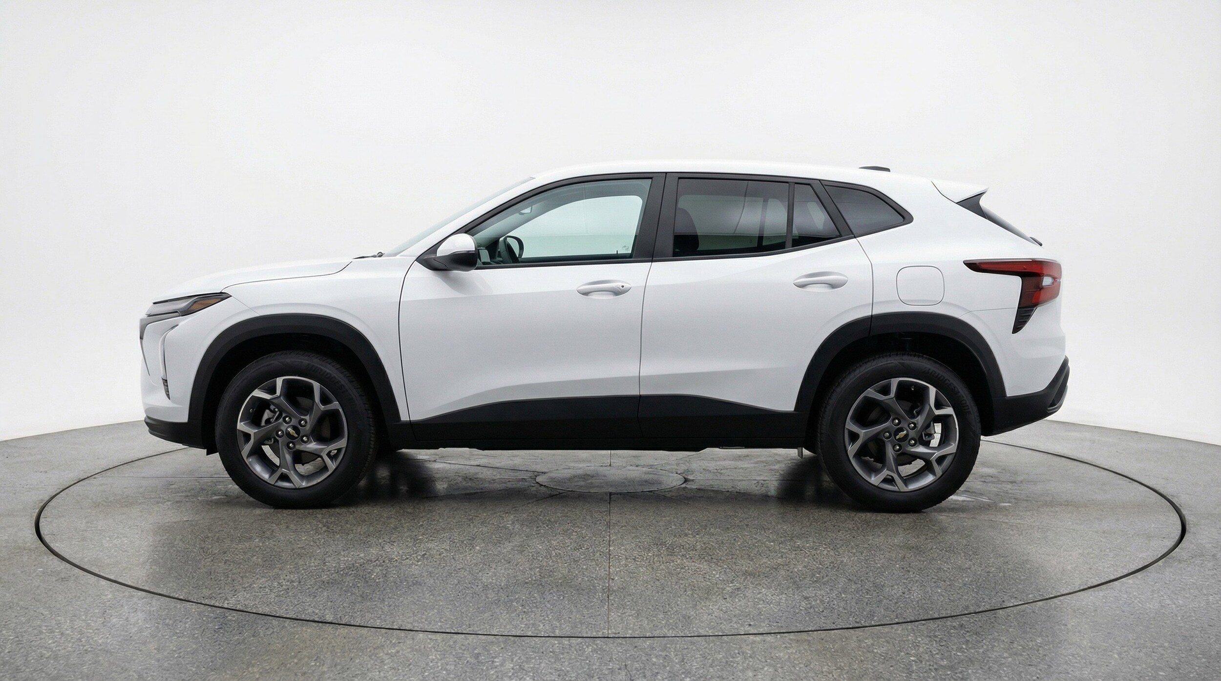 Thumbnail: 2025 Chevrolet Trax - 5