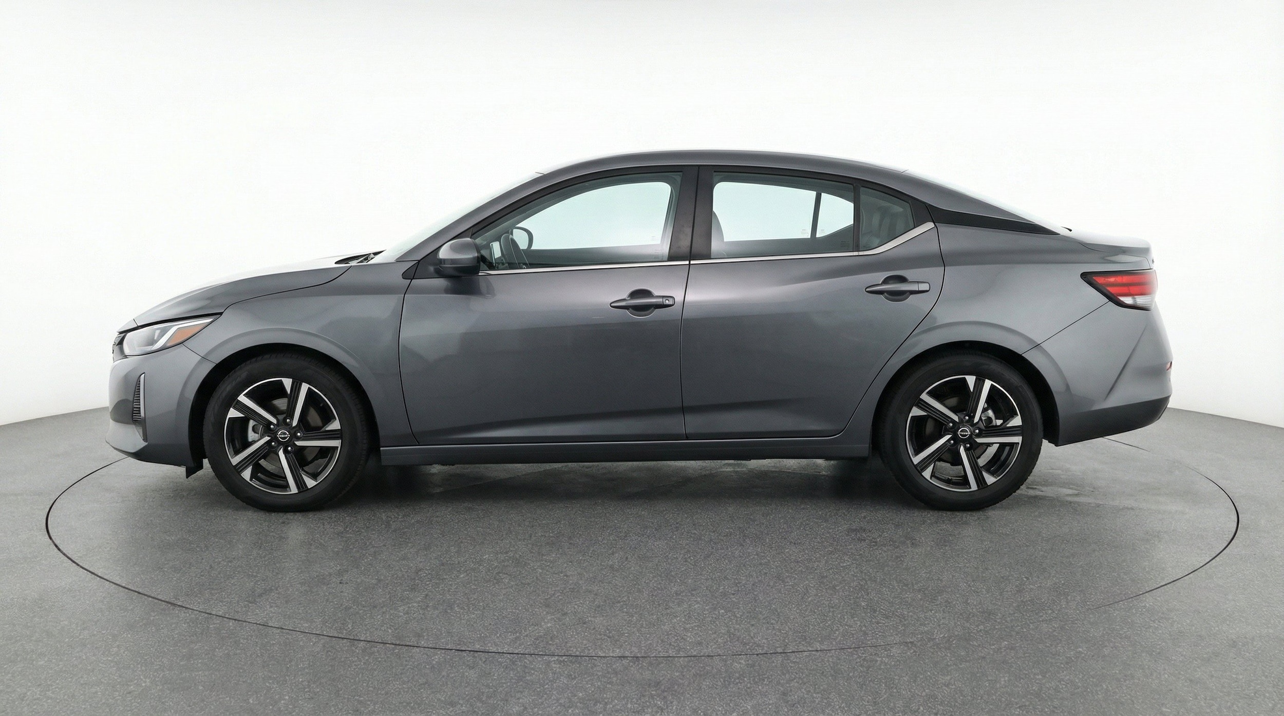 Thumbnail: 2025 Nissan Sentra - 5