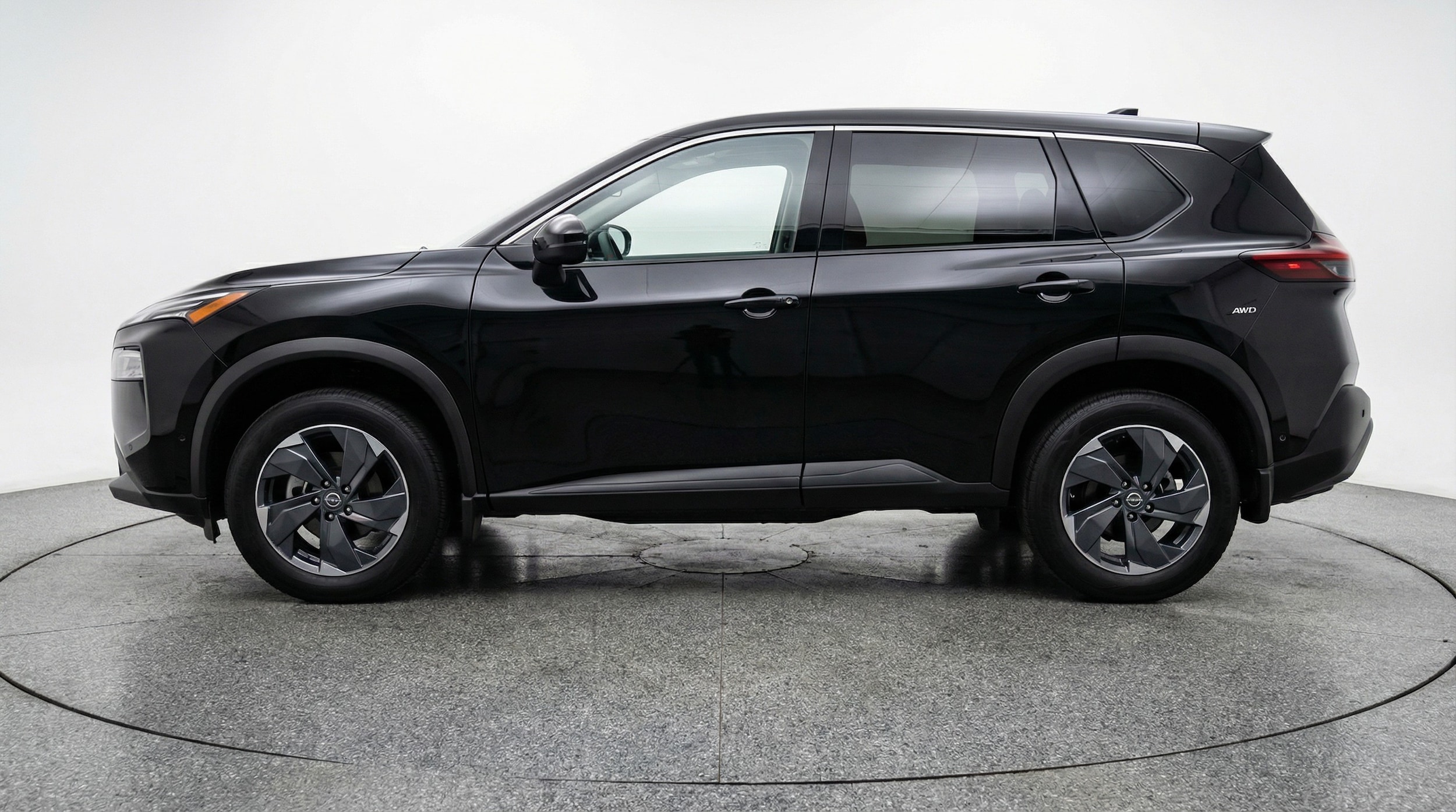 Thumbnail: 2025 Nissan Rogue - 4