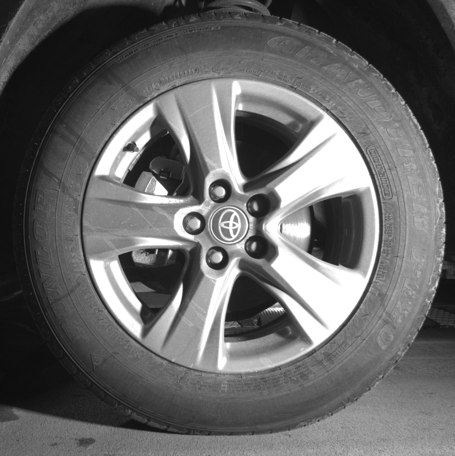 Thumbnail: 2025 Toyota RAV4 - 9