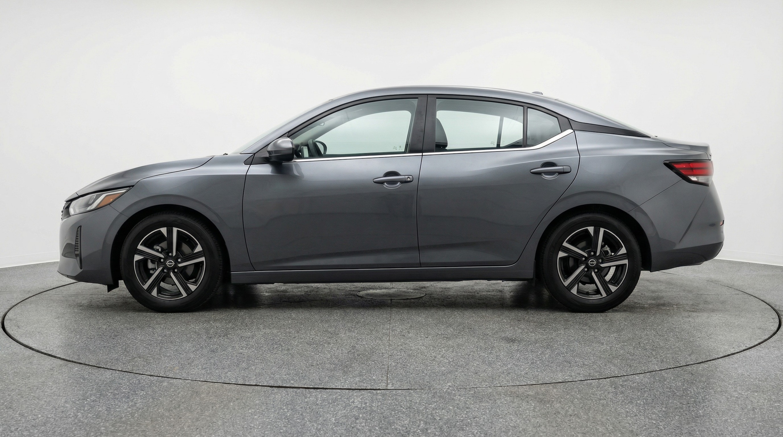 Thumbnail: 2025 Nissan Sentra - 4