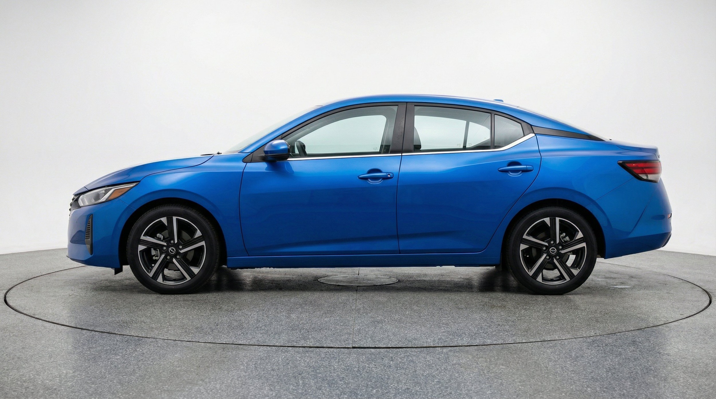 Thumbnail: 2025 Nissan Sentra - 5