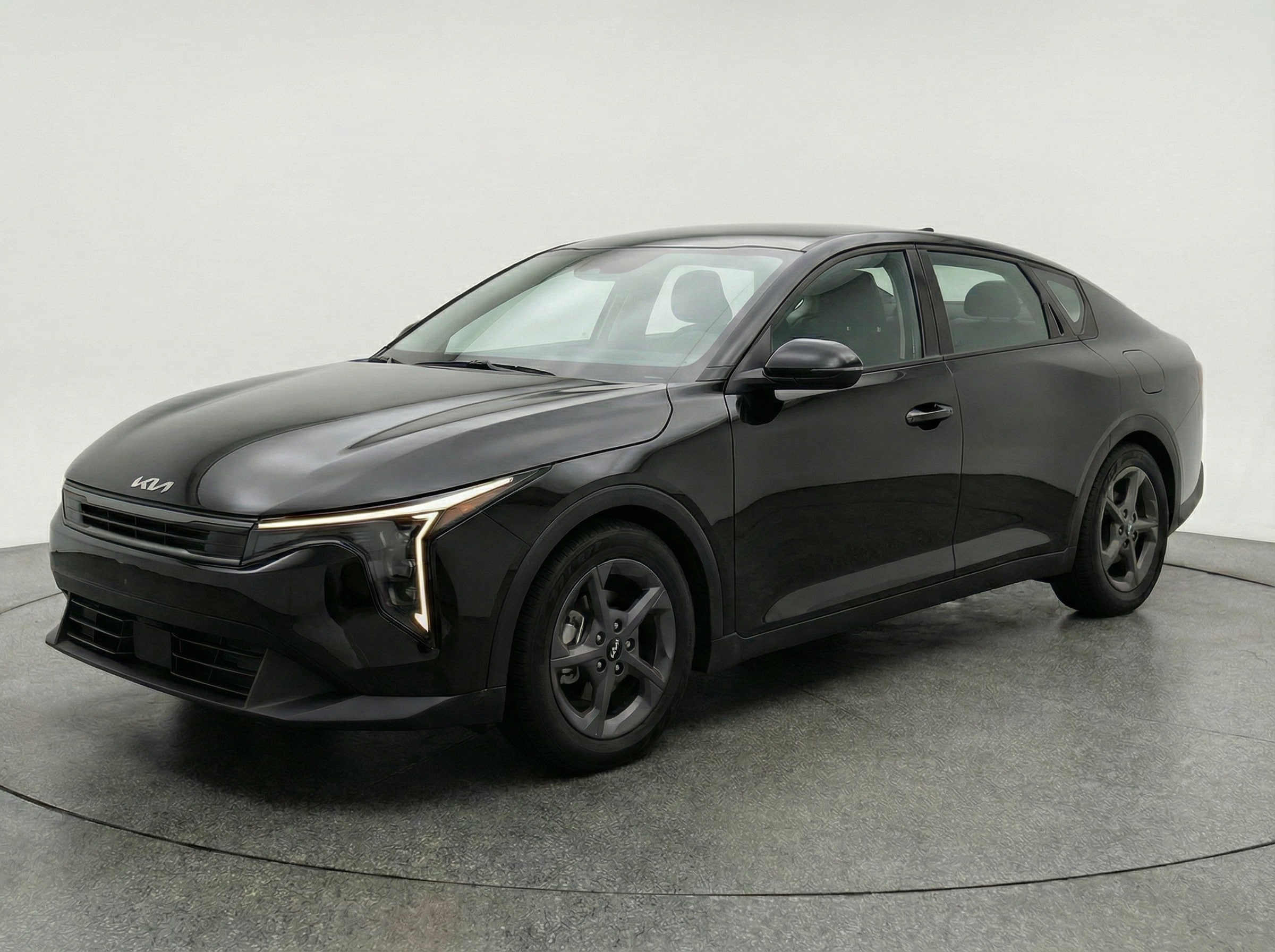 Thumbnail: 2025 Kia K4 - 3