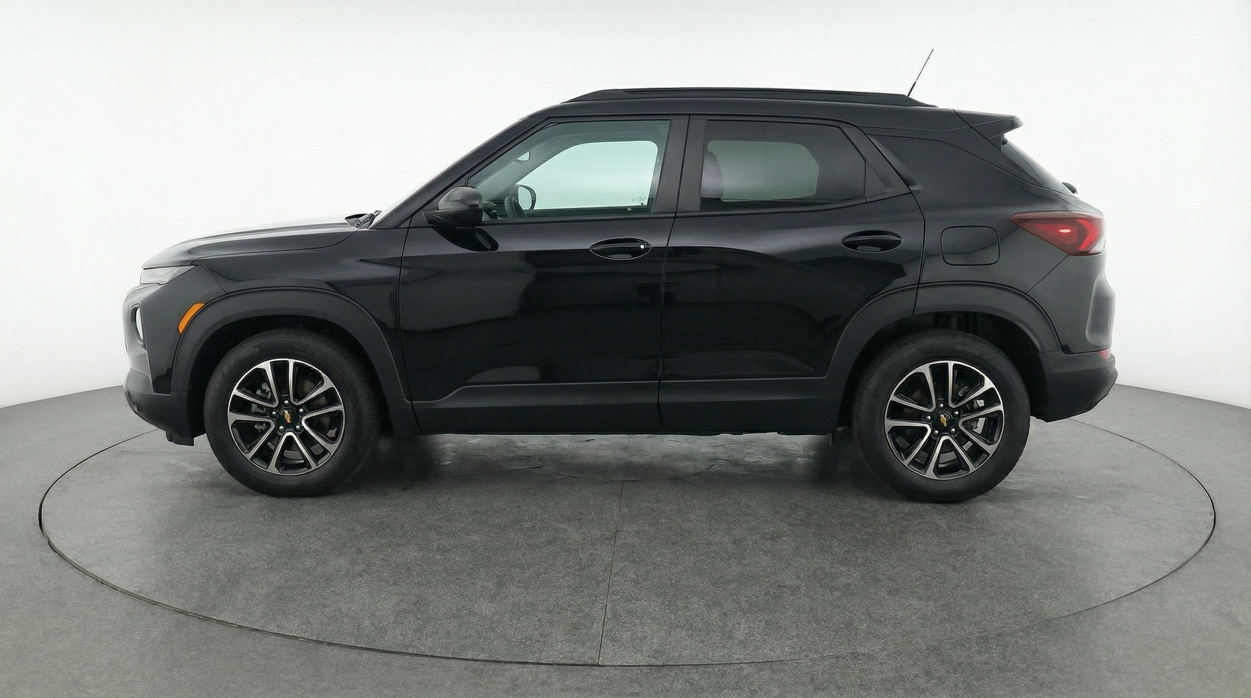 Thumbnail: 2025 Chevrolet TrailBlazer - 4